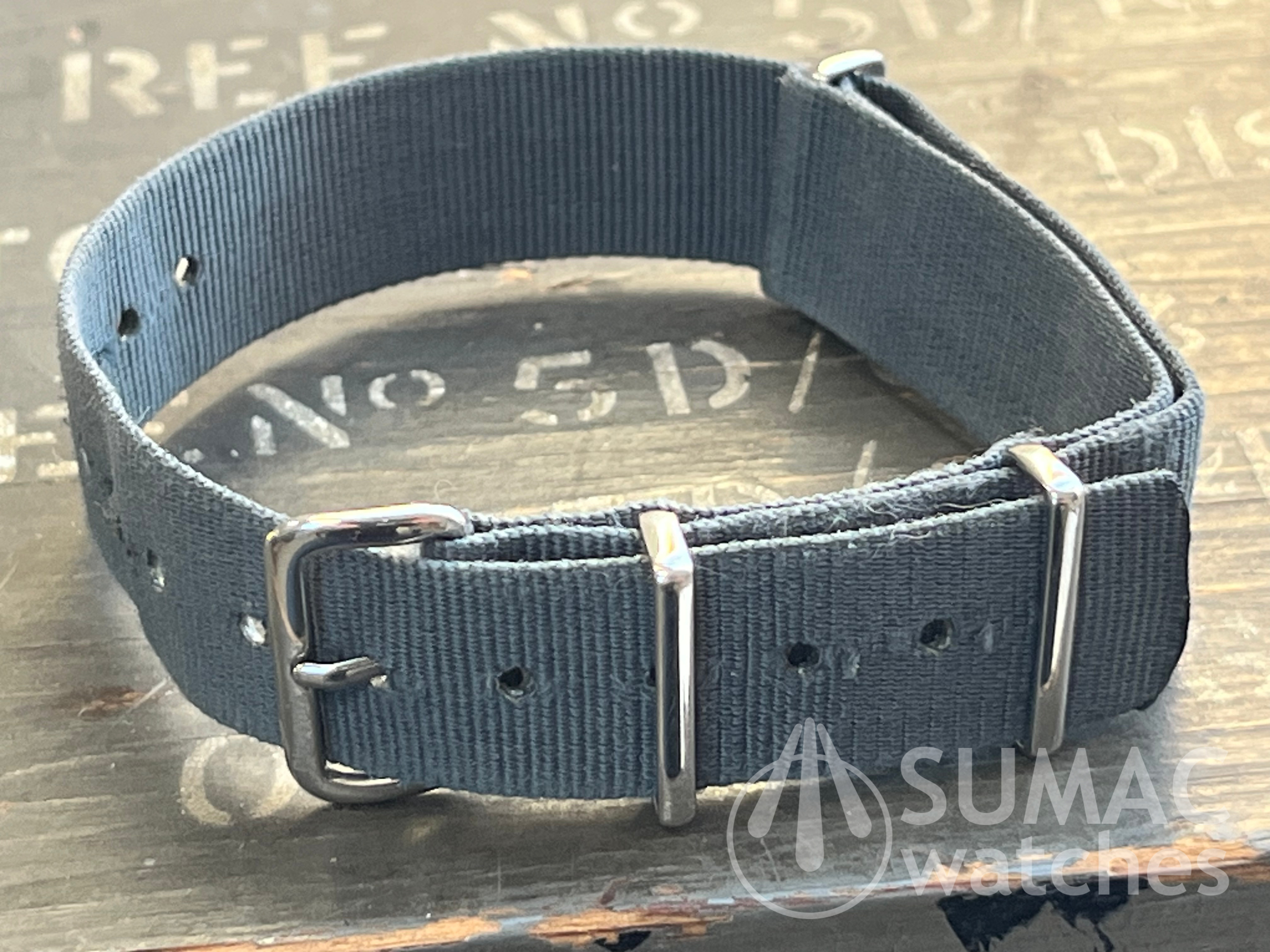 Used vintage 18mm MoD issued Phoenix heat-bonded grey strap (ref #30)