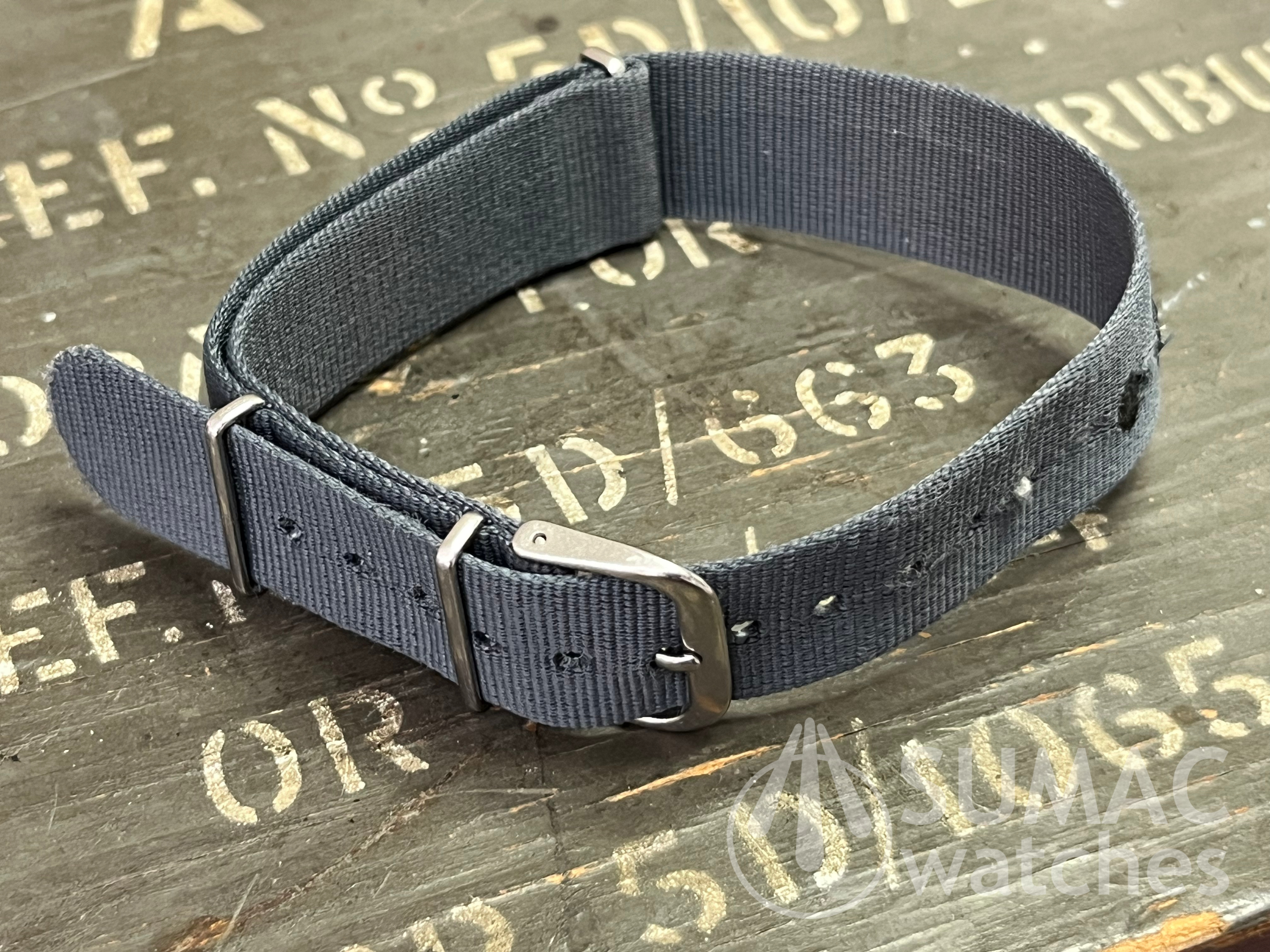 Used 1990s 18mm MoD issued Phoenix-type heat-bonded grey strap (our ref. #21)