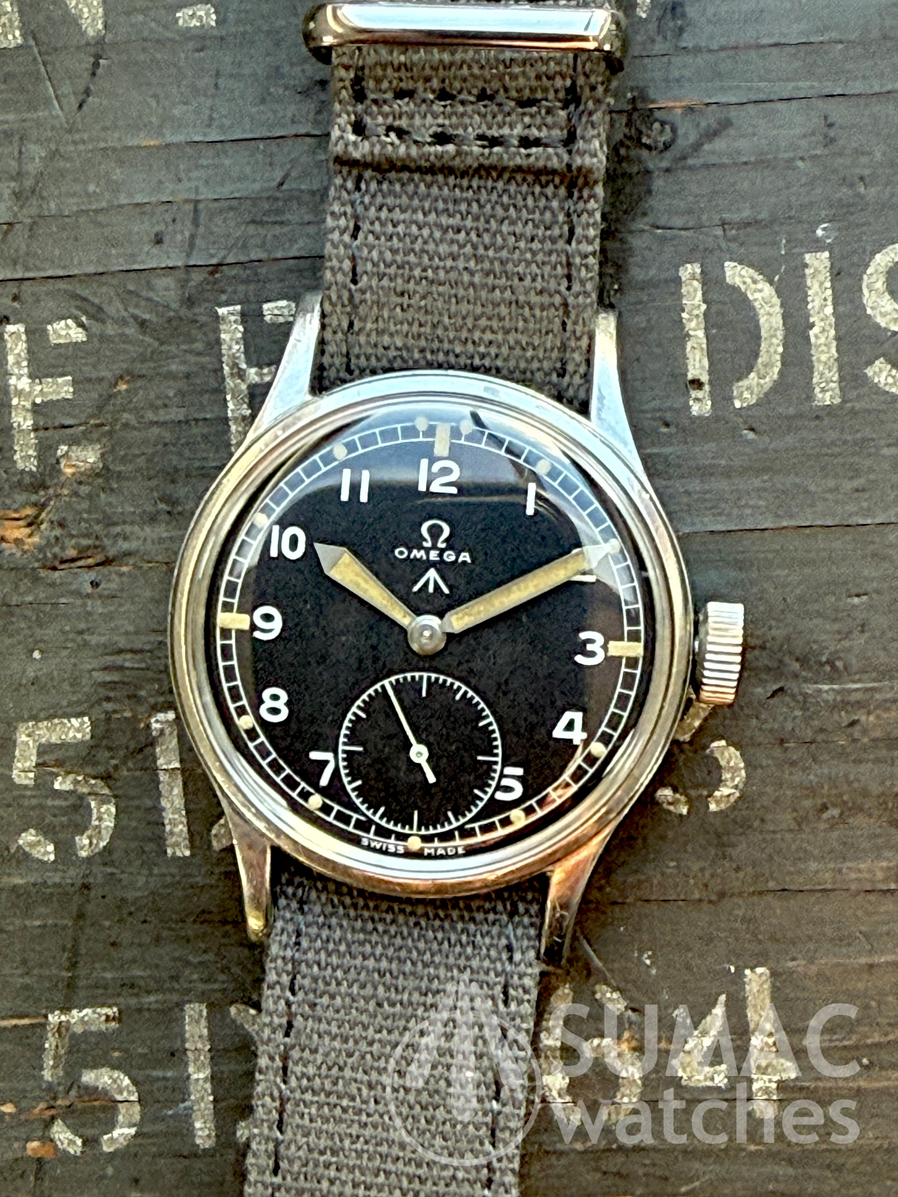 1944/45 WW2 Omega WWW 'Dirty Dozen' mechanical hand winding wristwatch