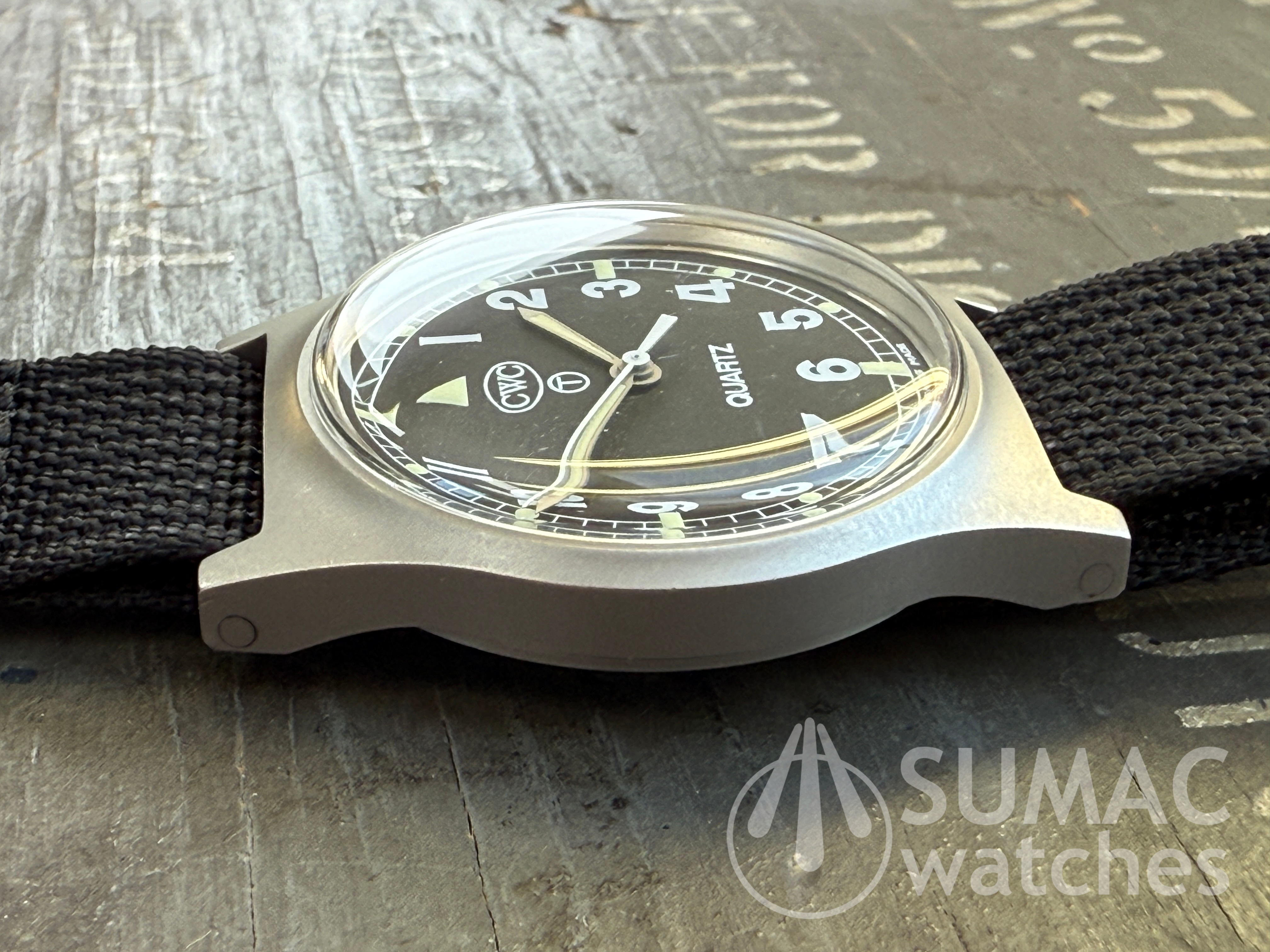 1997 CWC G10 British Army (W10) issue quartz field watch - 'floating W10'