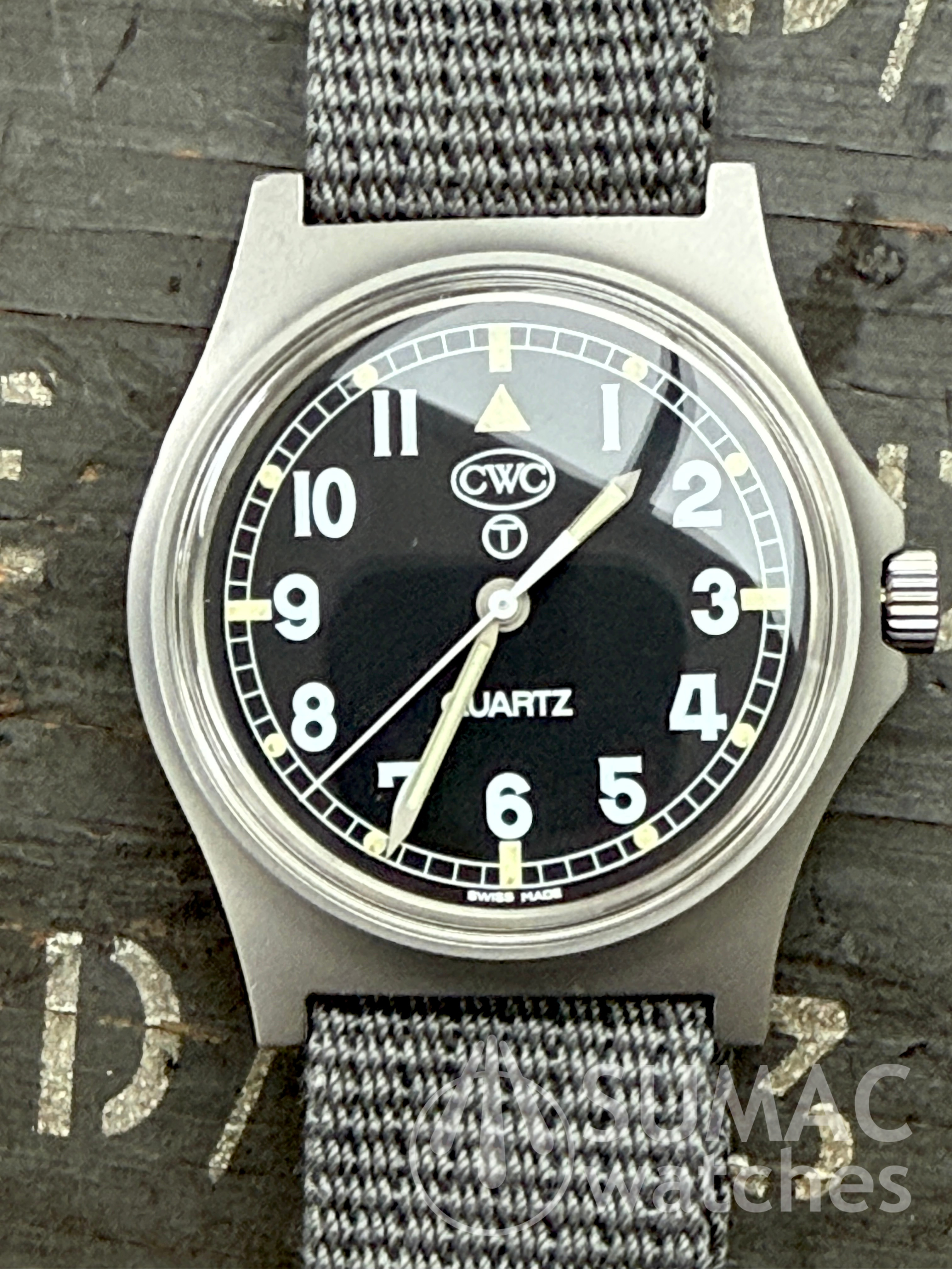 1995 CWC G10 Royal Marines (0555) issue quartz field watch