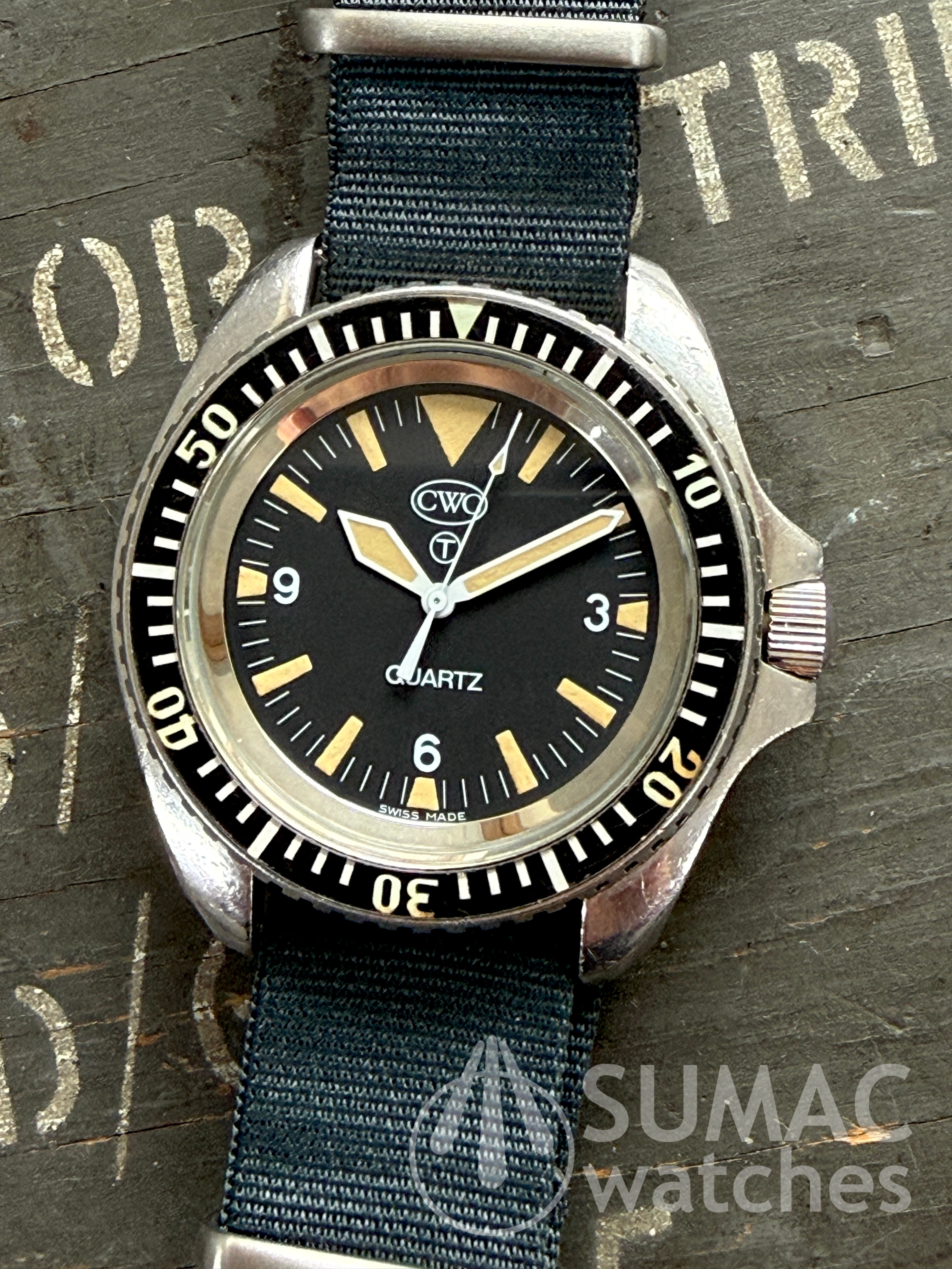 RARE 1983 issued CWC RN/Royal Marines quartz diver