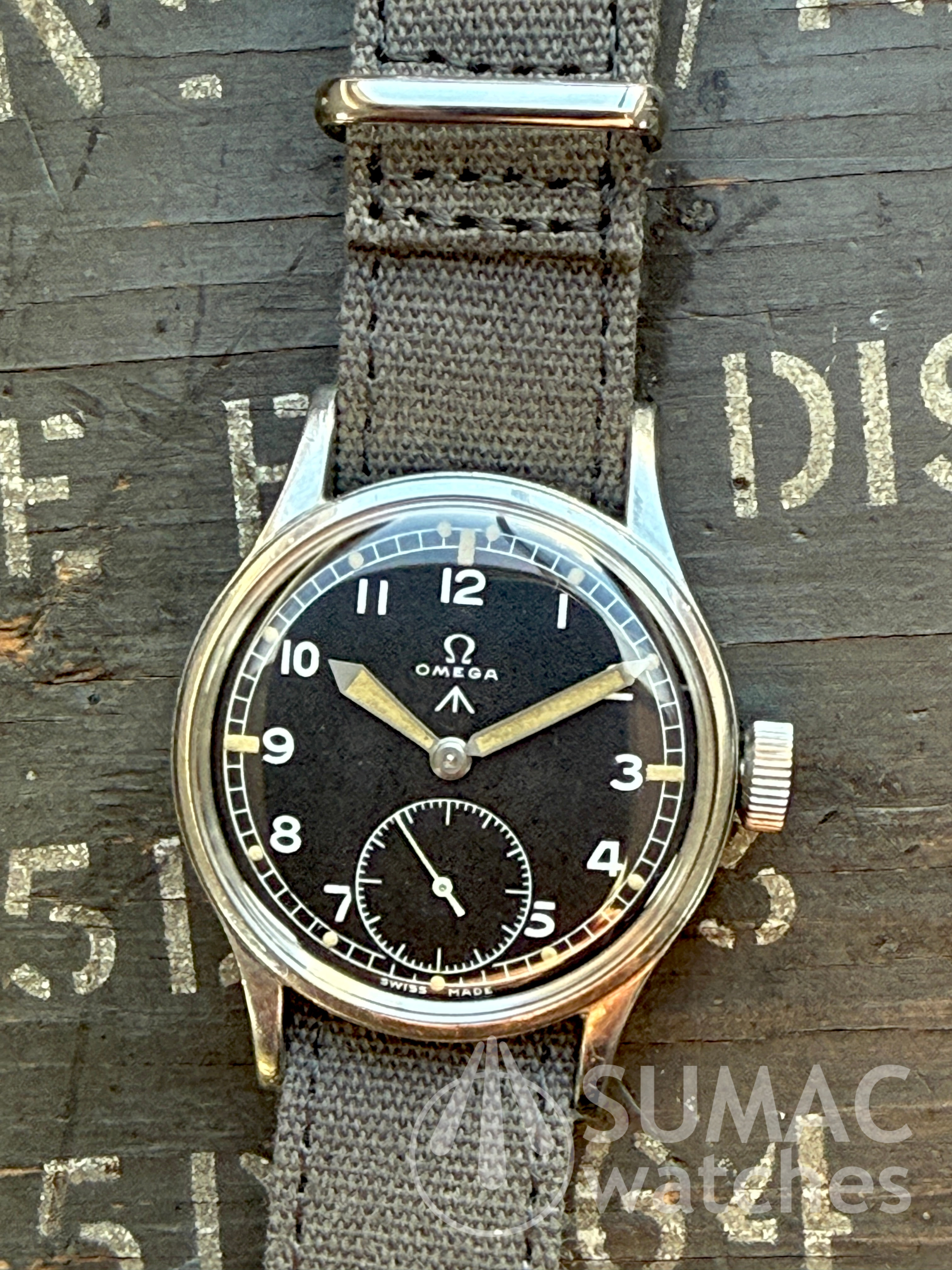1944/45 WW2 Omega WWW 'Dirty Dozen' mechanical hand winding wristwatch