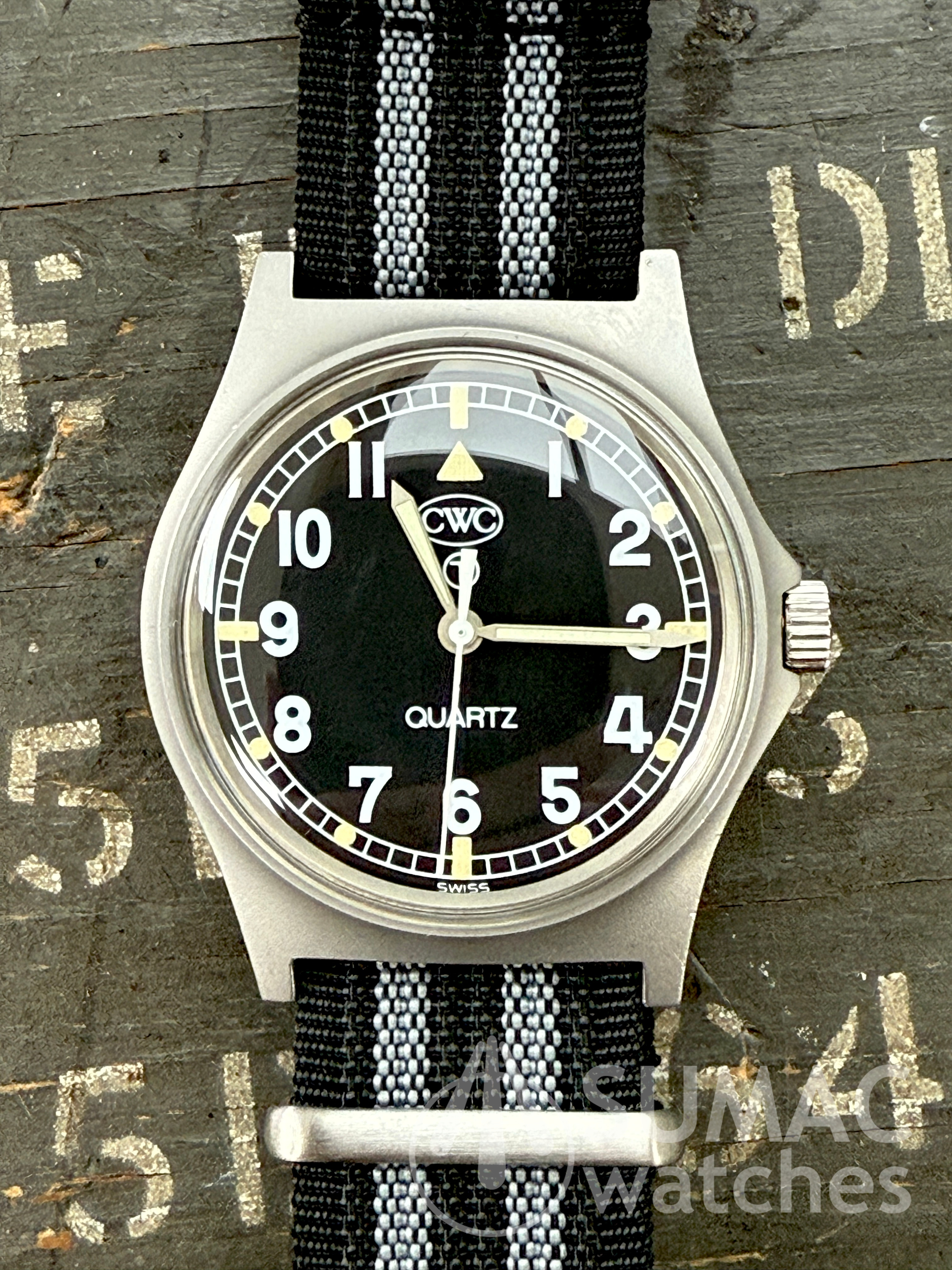 1985 CWC G10 'Medium Fatboy' Royal Navy issue quartz field watch