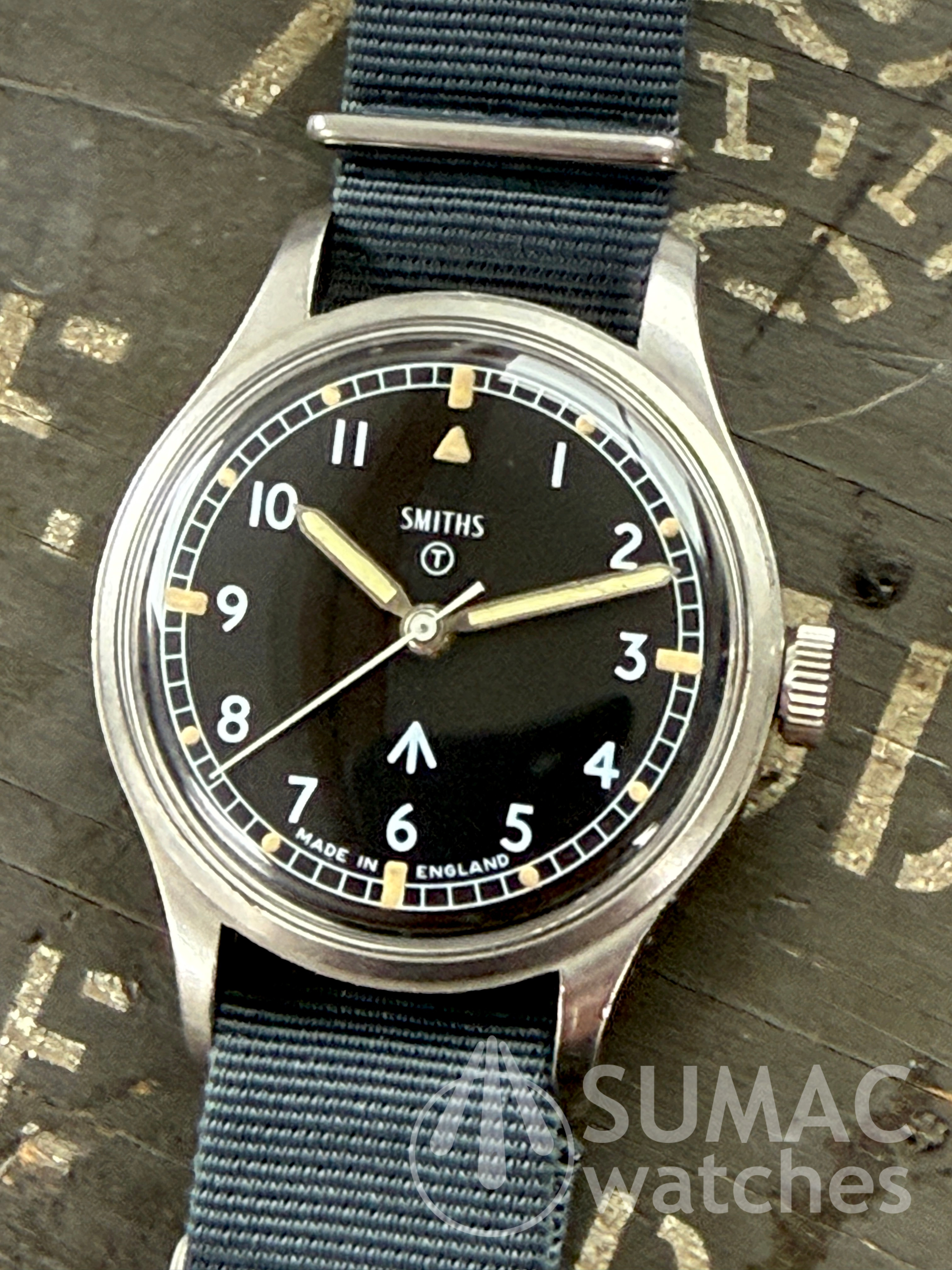 RARE 1968 Royal Navy issue Smiths W10, NOS NATO strap
