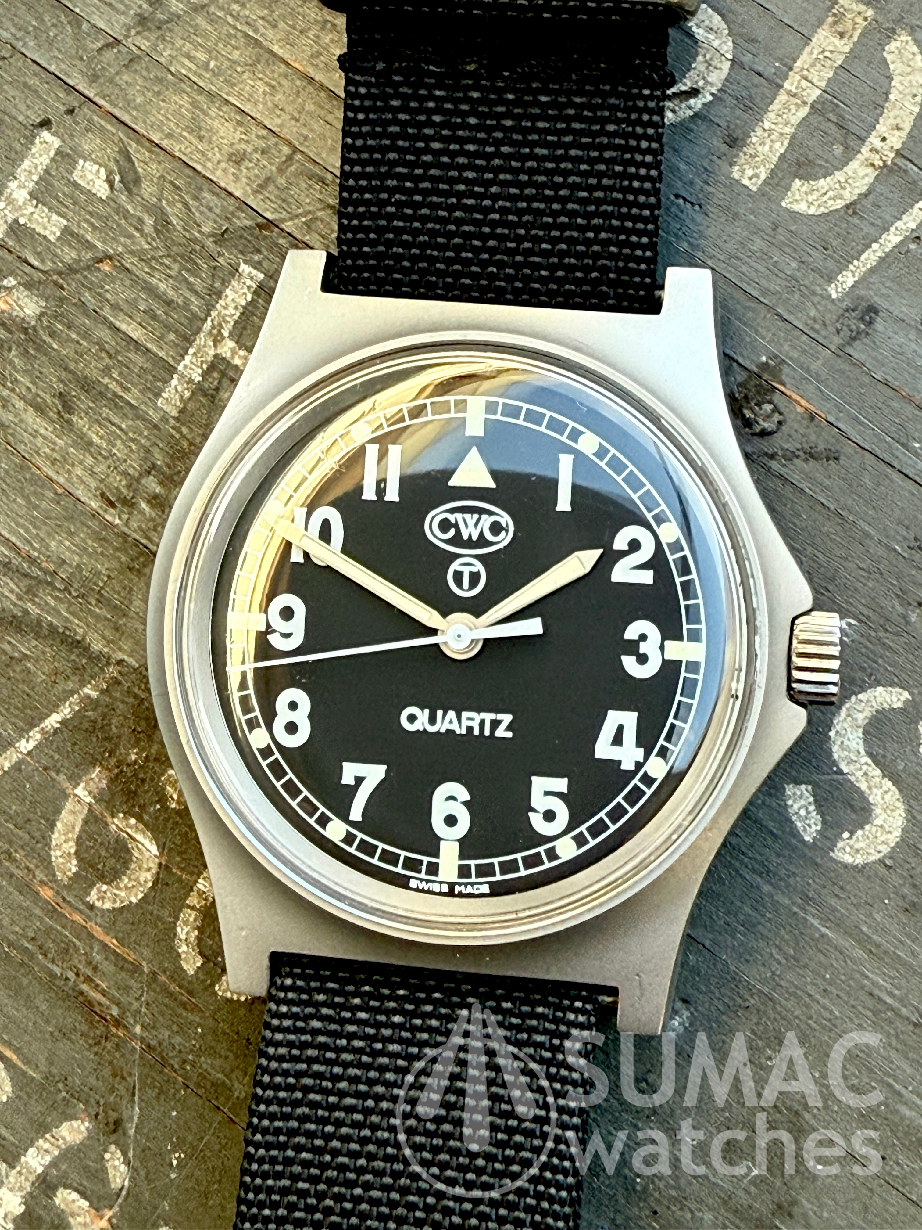 1989 CWC G10 Royal Navy (0552) issue quartz field watch 