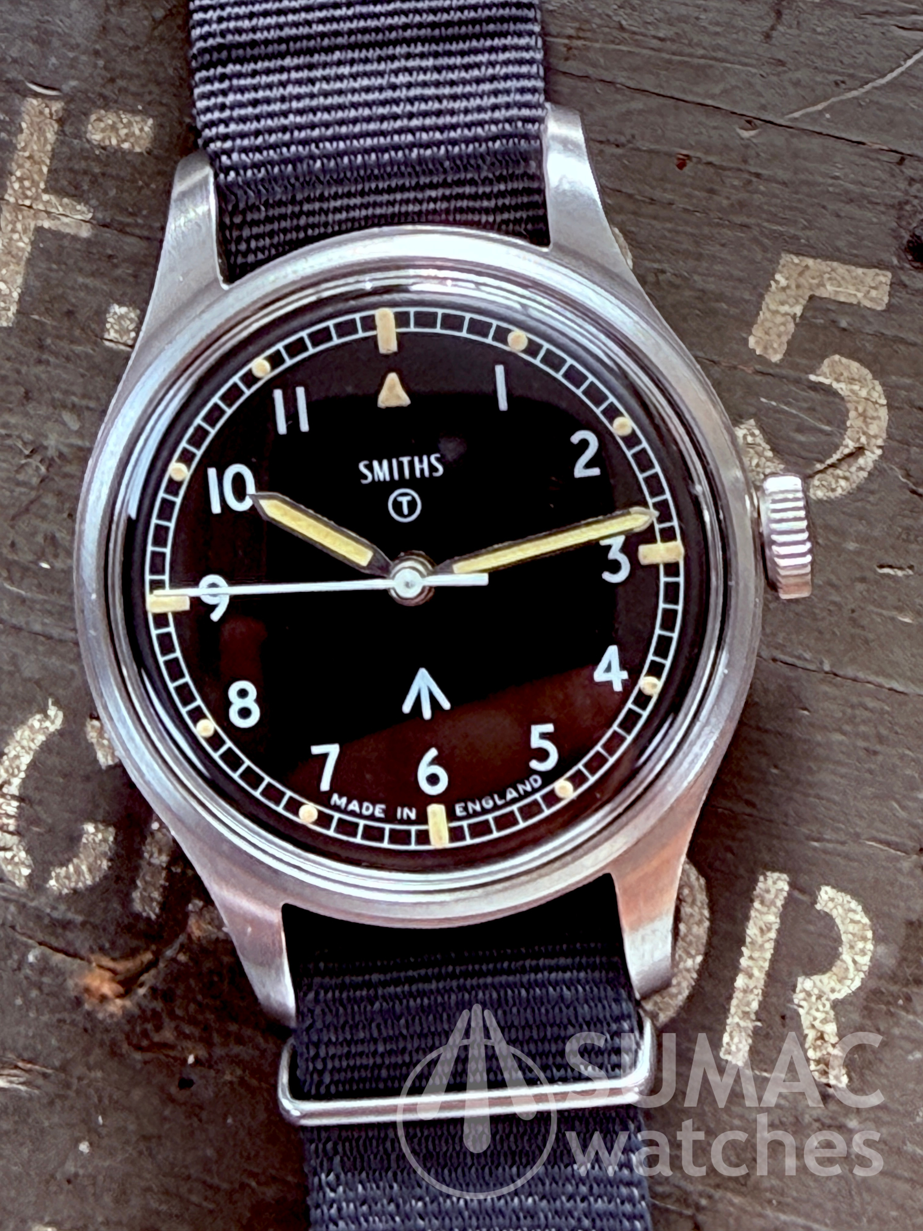 RARE 1968 RAF issue Smiths W10, NOS NATO strap