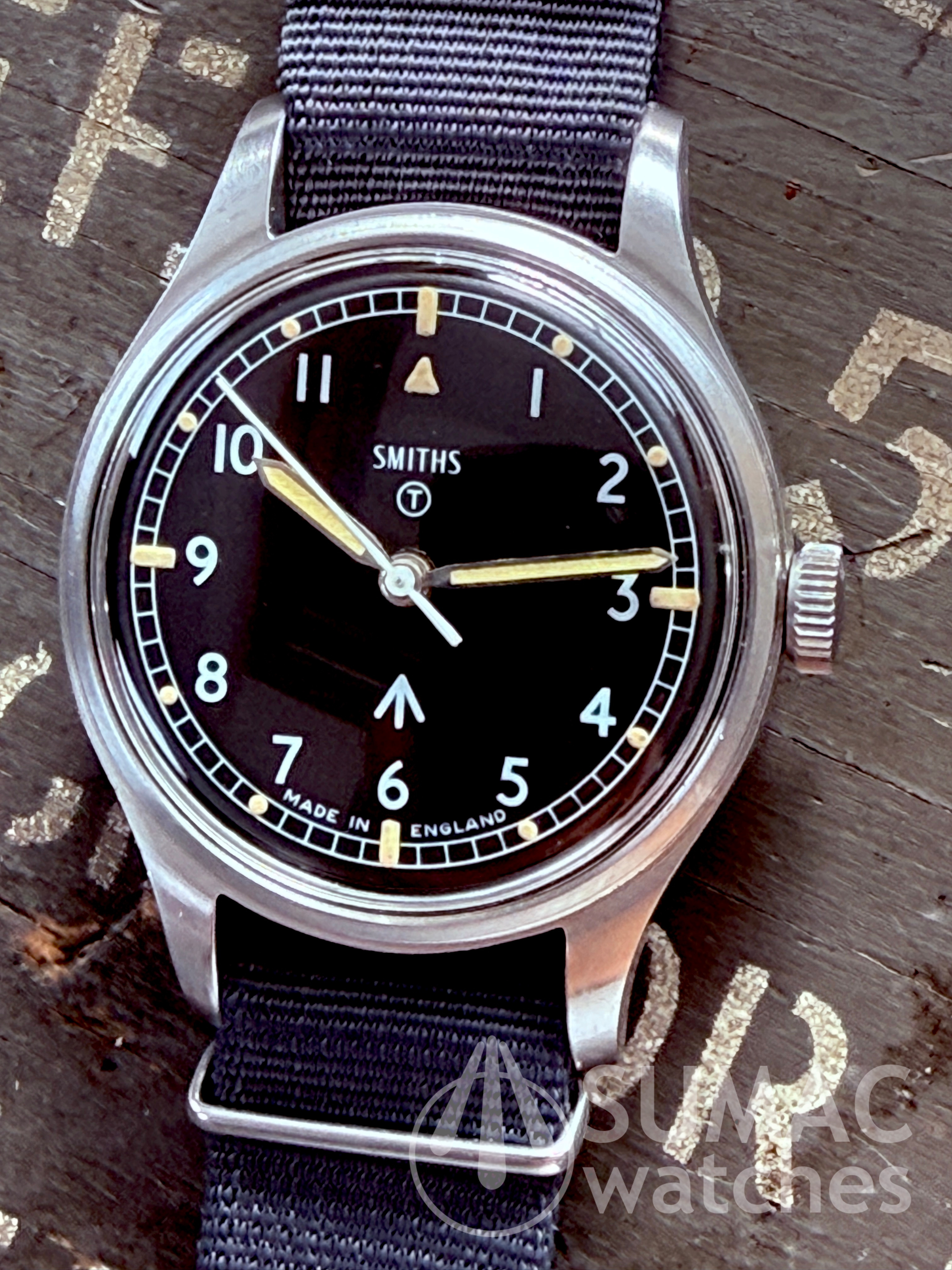 RARE 1968 RAF issue Smiths W10, NOS NATO strap