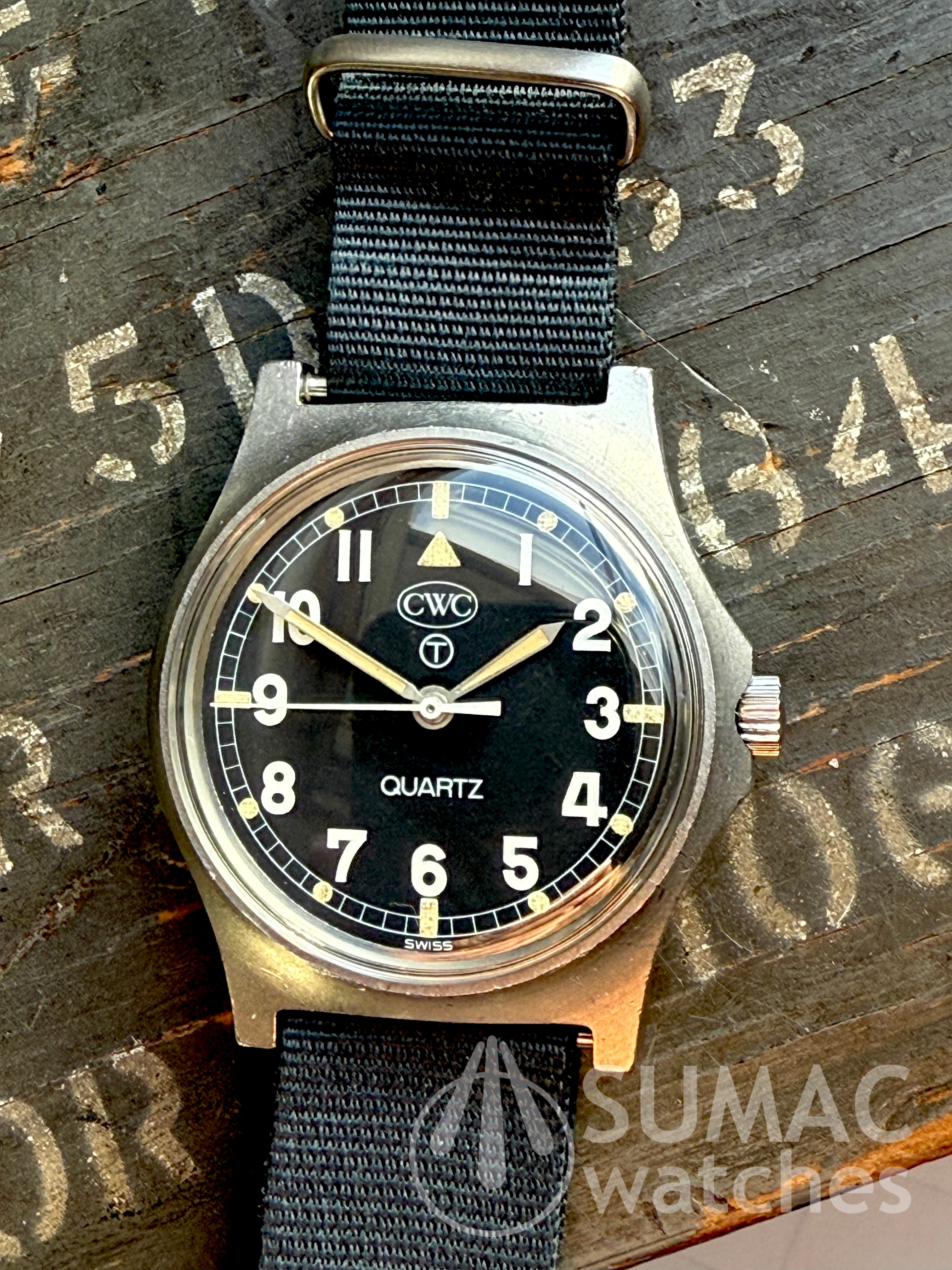 1982 CWC G10 'Fatboy' British army issue field watch - Falklands era