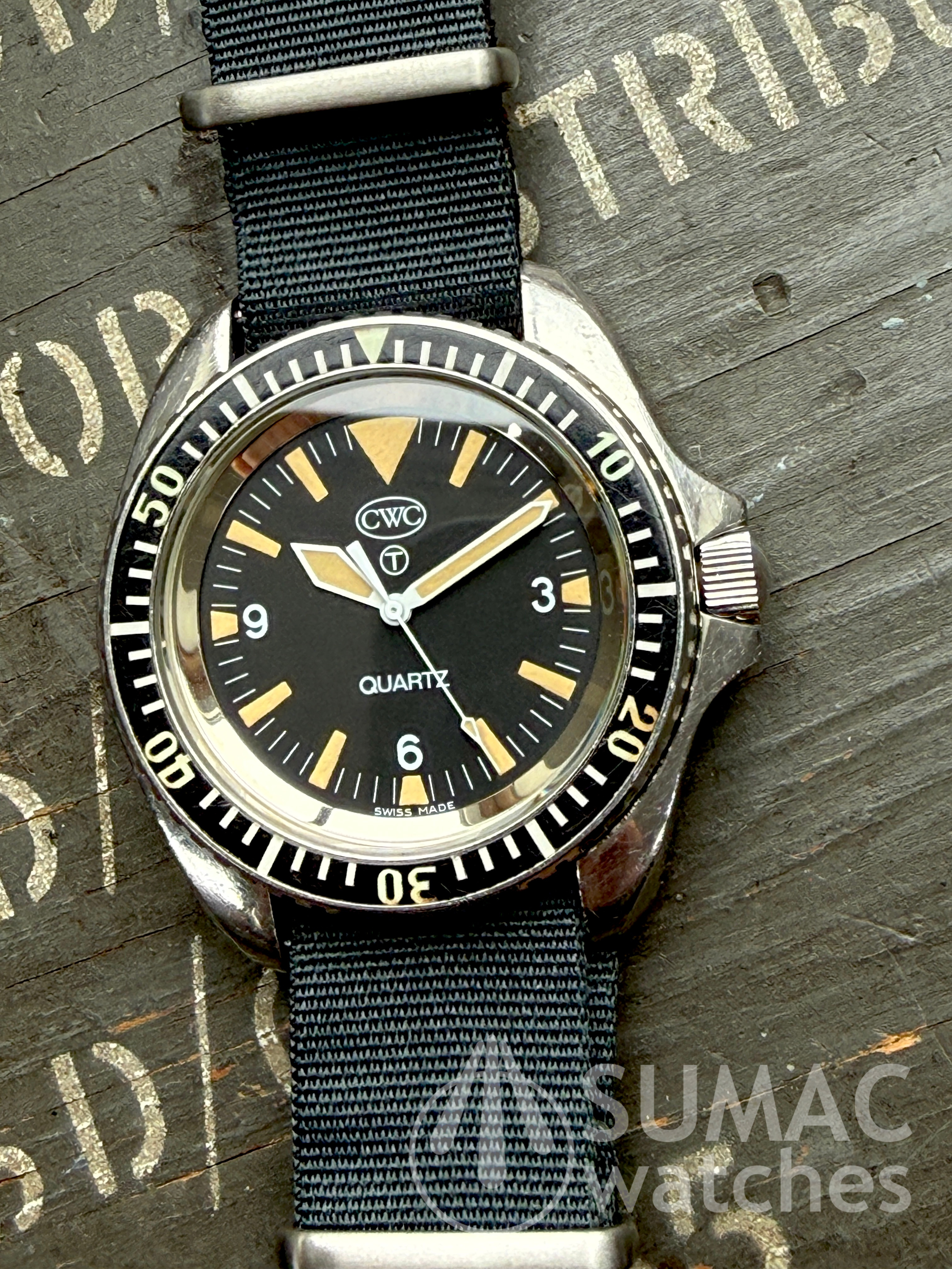 RARE 1983 issued CWC RN/Royal Marines quartz diver