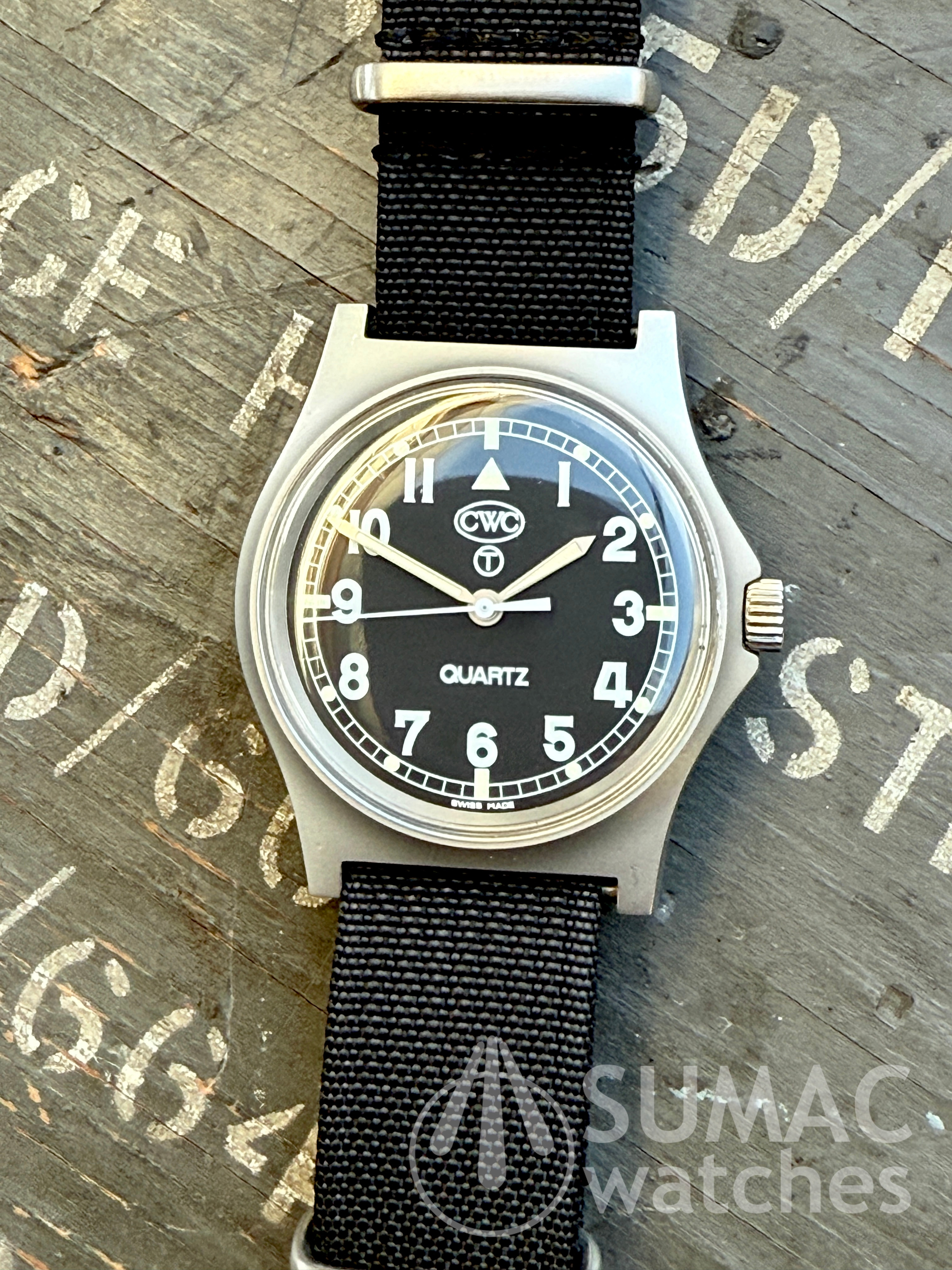 1989 CWC G10 Royal Navy (0552) issue quartz field watch 