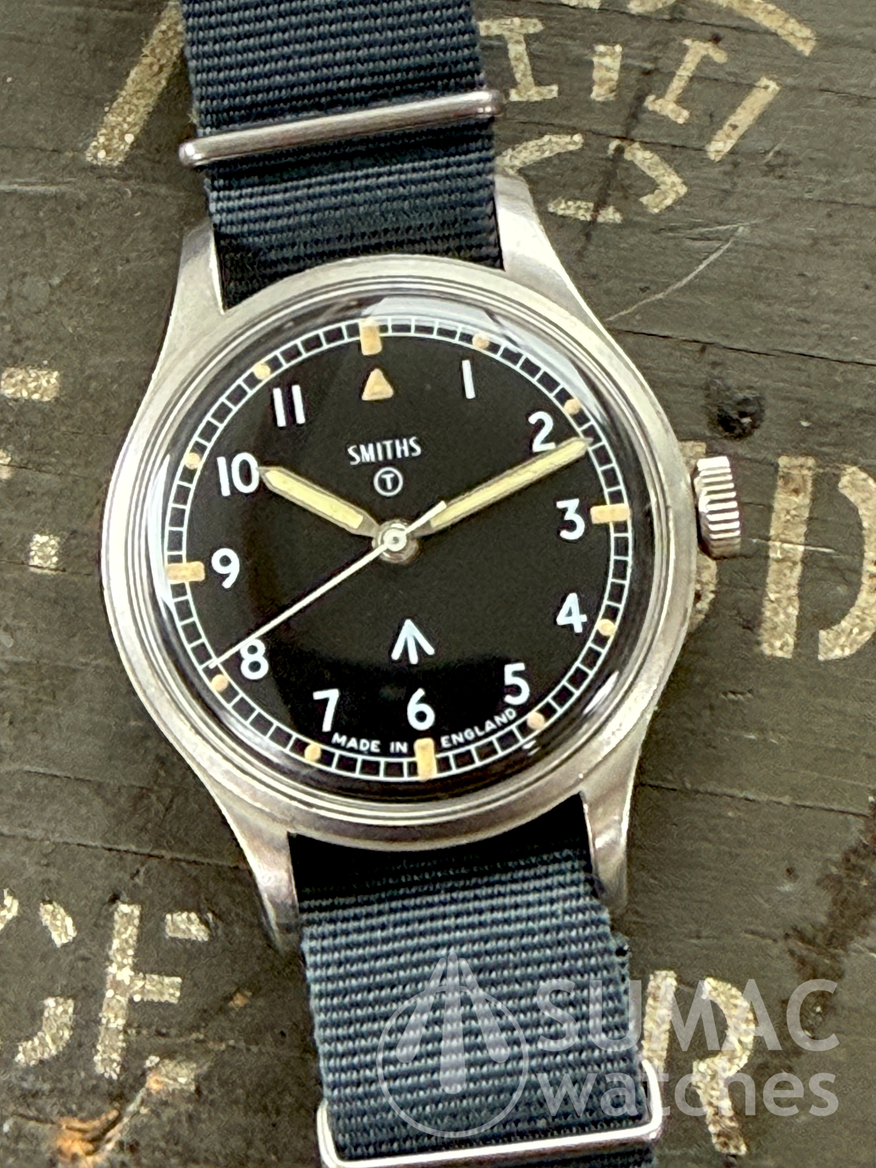 RARE 1968 Royal Navy issue Smiths W10, NOS NATO strap