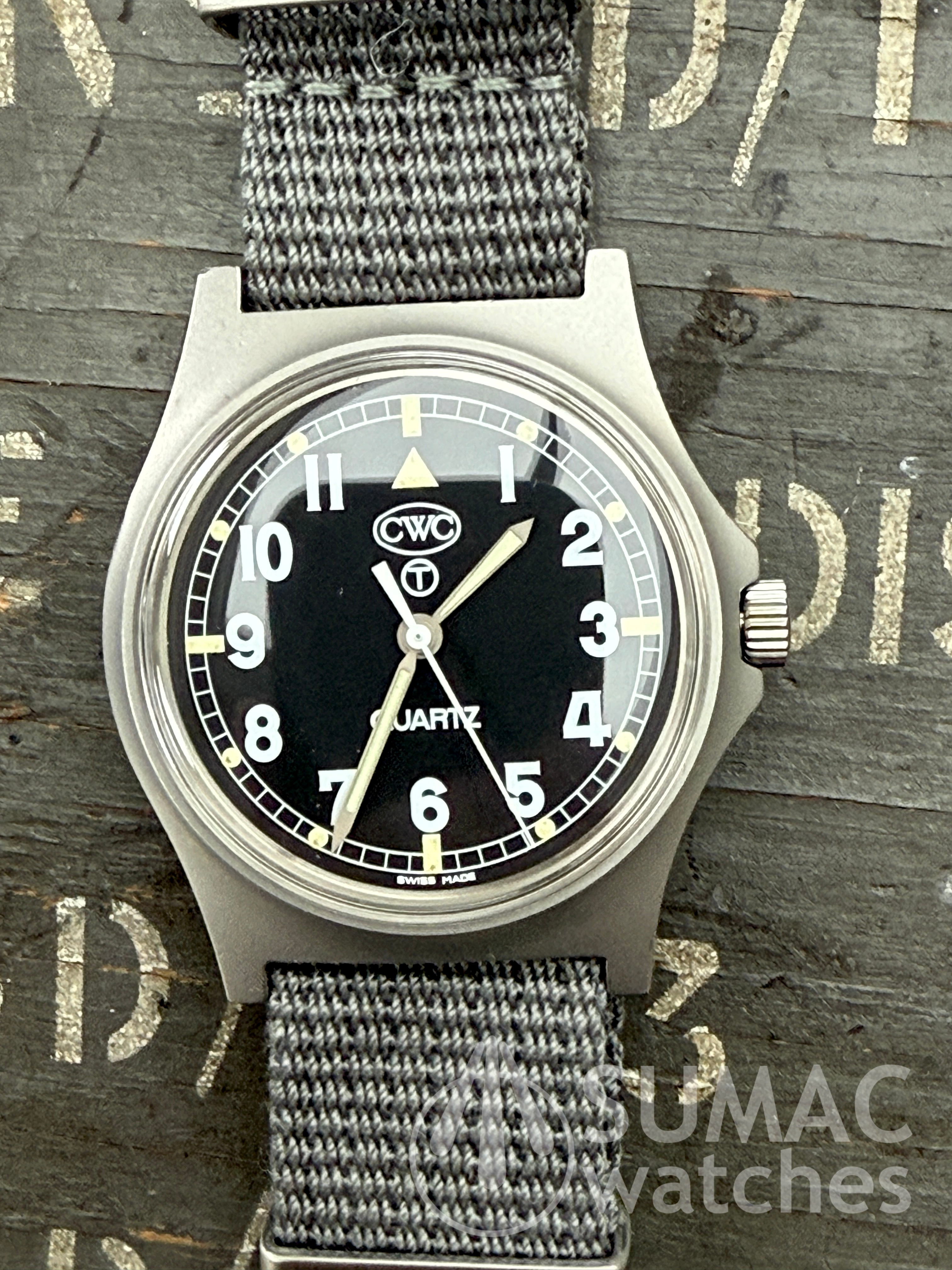 1995 CWC G10 Royal Marines (0555) issue quartz field watch