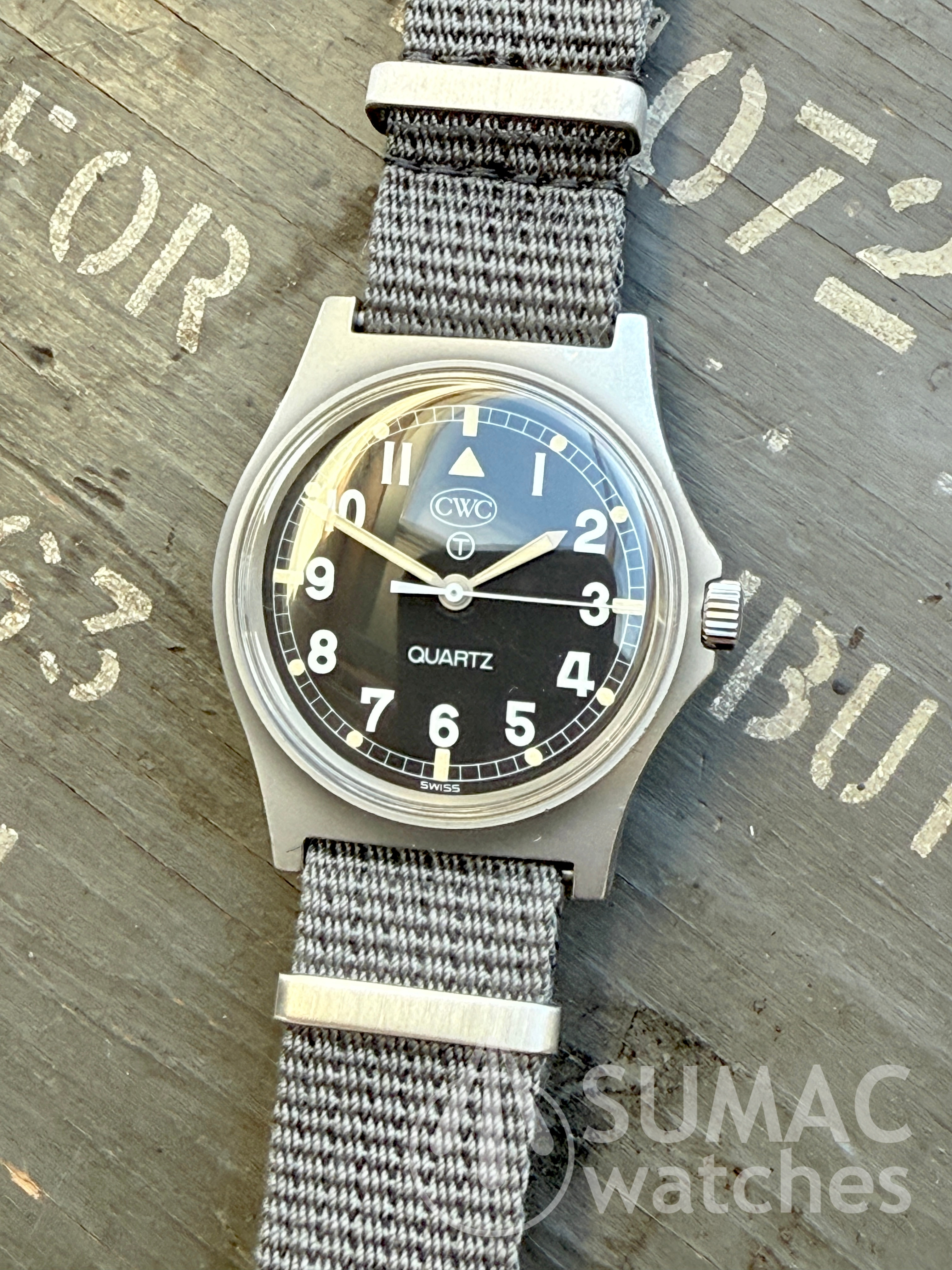 1984 CWC G10 'Medium Fatboy' British Army issue quartz field watch