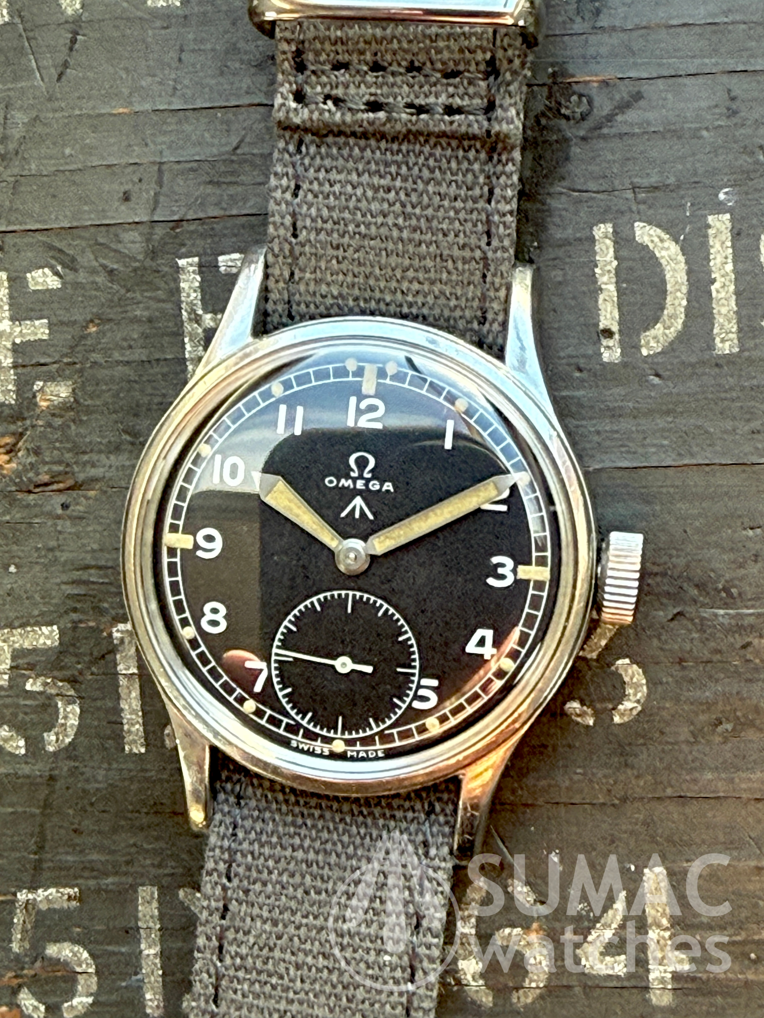 1944/45 WW2 Omega WWW 'Dirty Dozen' mechanical hand winding wristwatch