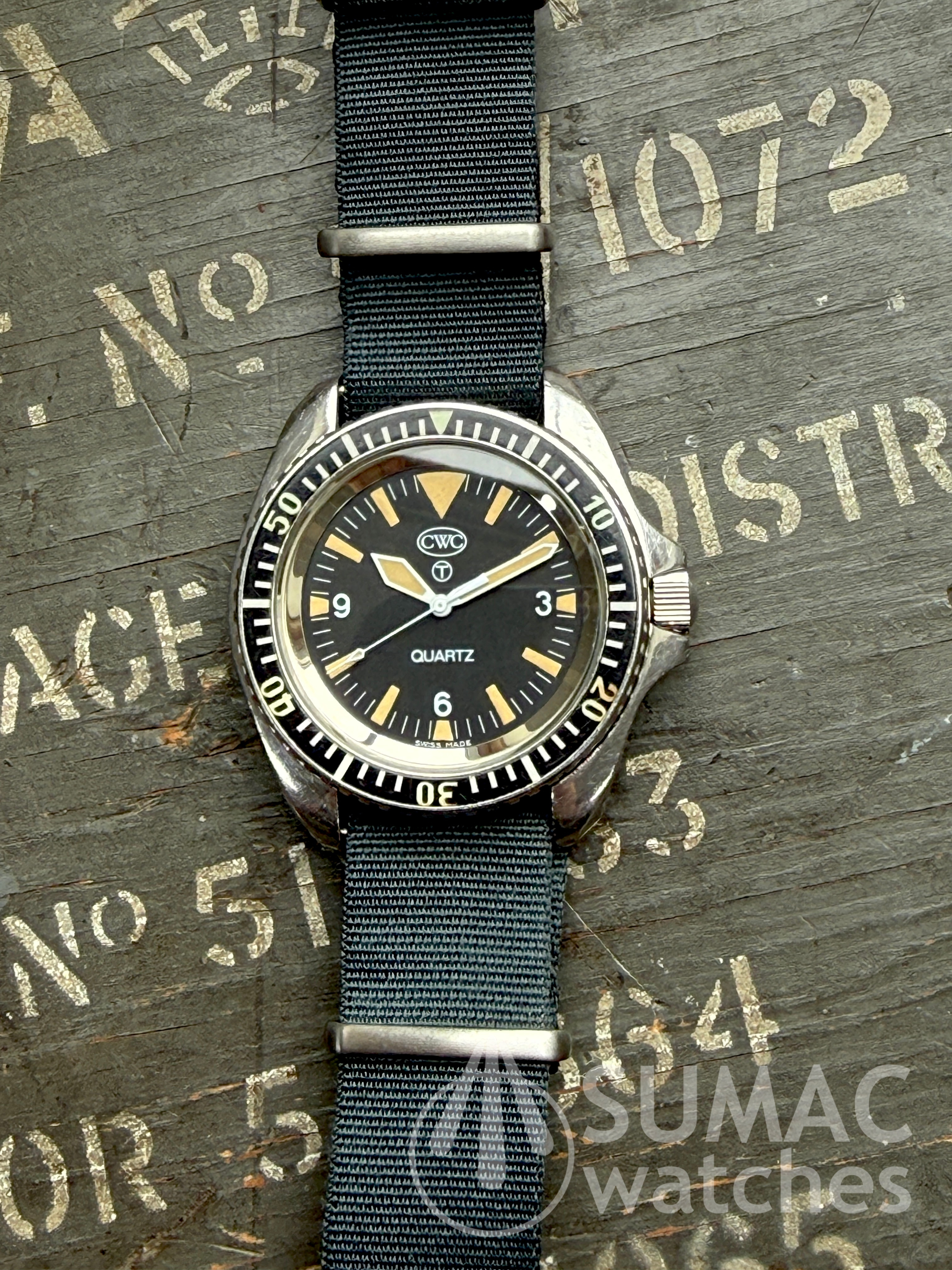 RARE 1983 issued CWC RN/Royal Marines quartz diver