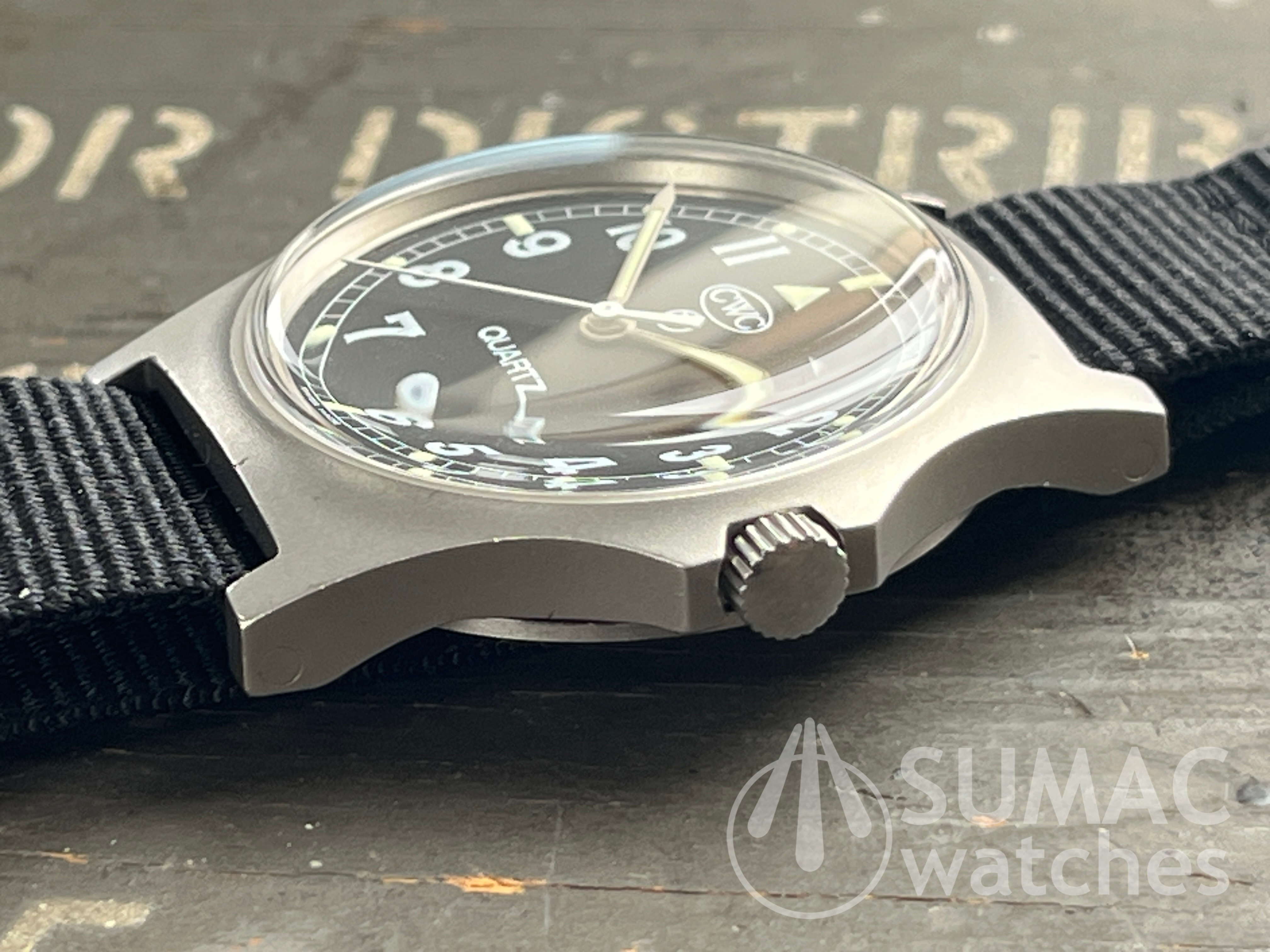 1995 CWC G10 Royal Marines (0555) issue quartz field watch
