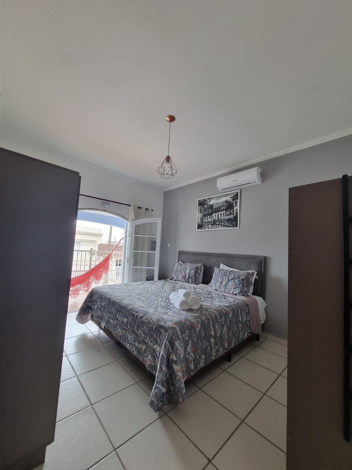 Suíte Confort  4 Familiar Com varanda e rede Privada