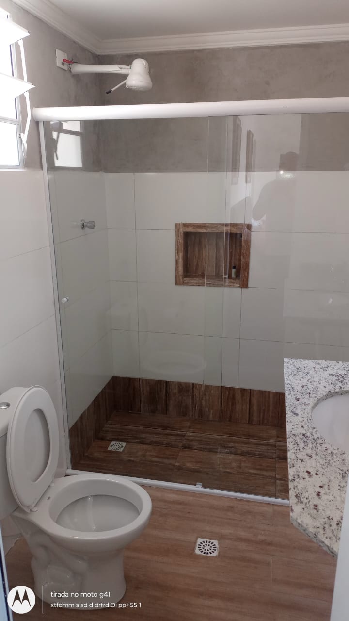 Suítes 6  Familiar  capacidade para 4 pessoas