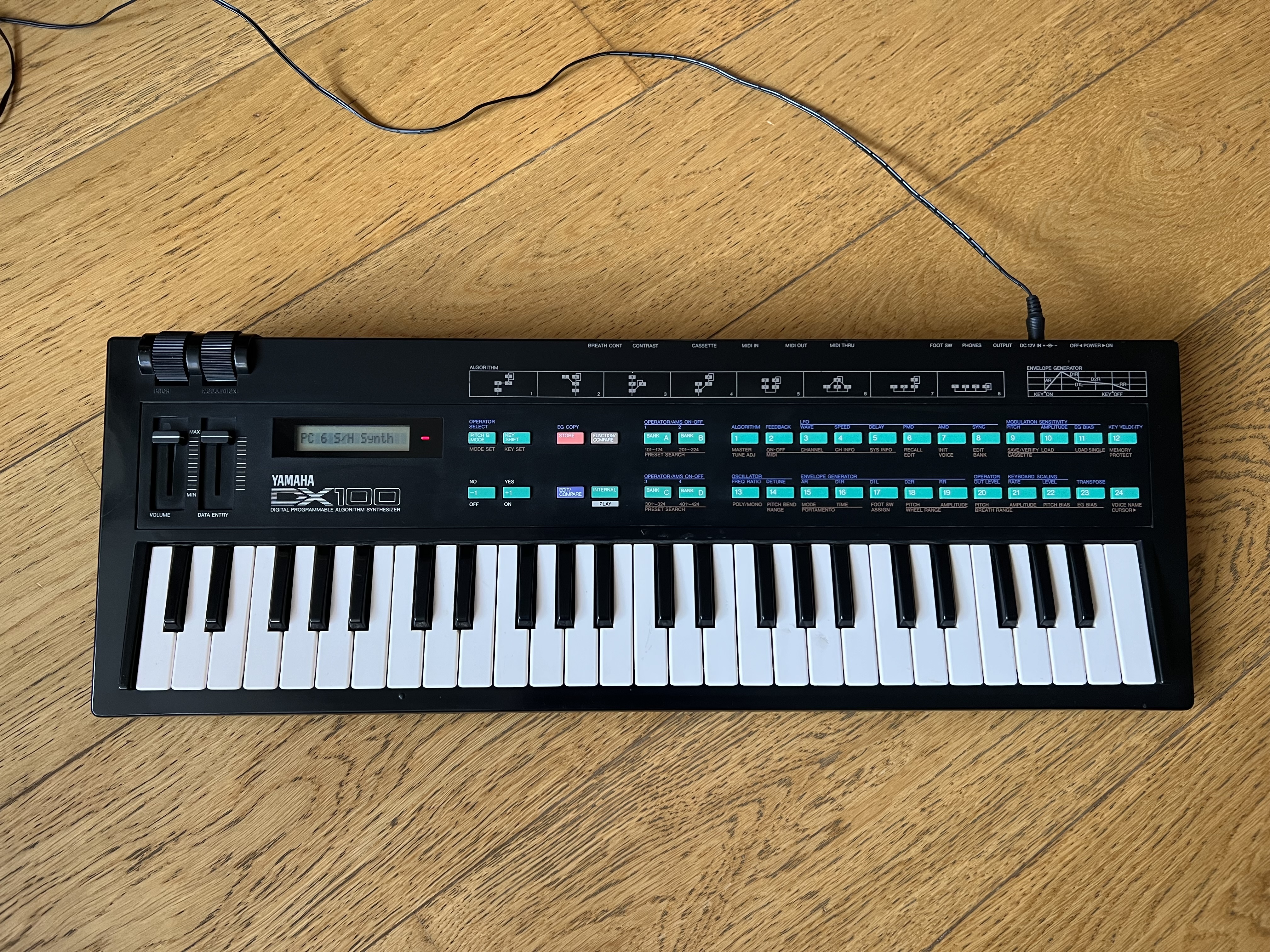 Yamaha DX-100