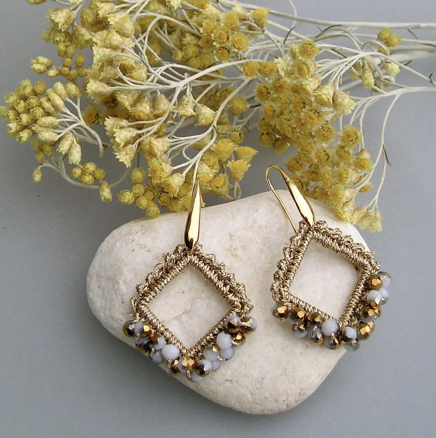 Boucles d'oreilles au crochet ARIANE