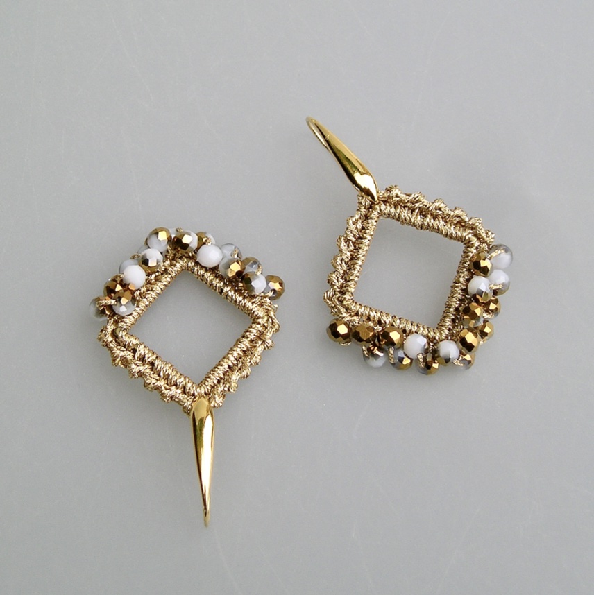 Boucles d'oreilles au crochet ARIANE