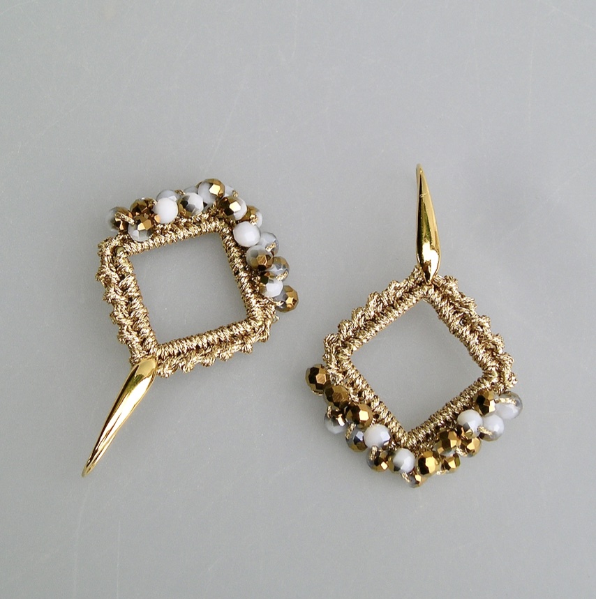 Boucles d'oreilles au crochet ARIANE