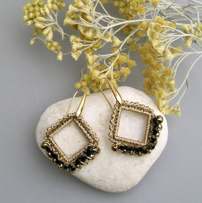 Boucles d'oreilles au crochet ARIANE