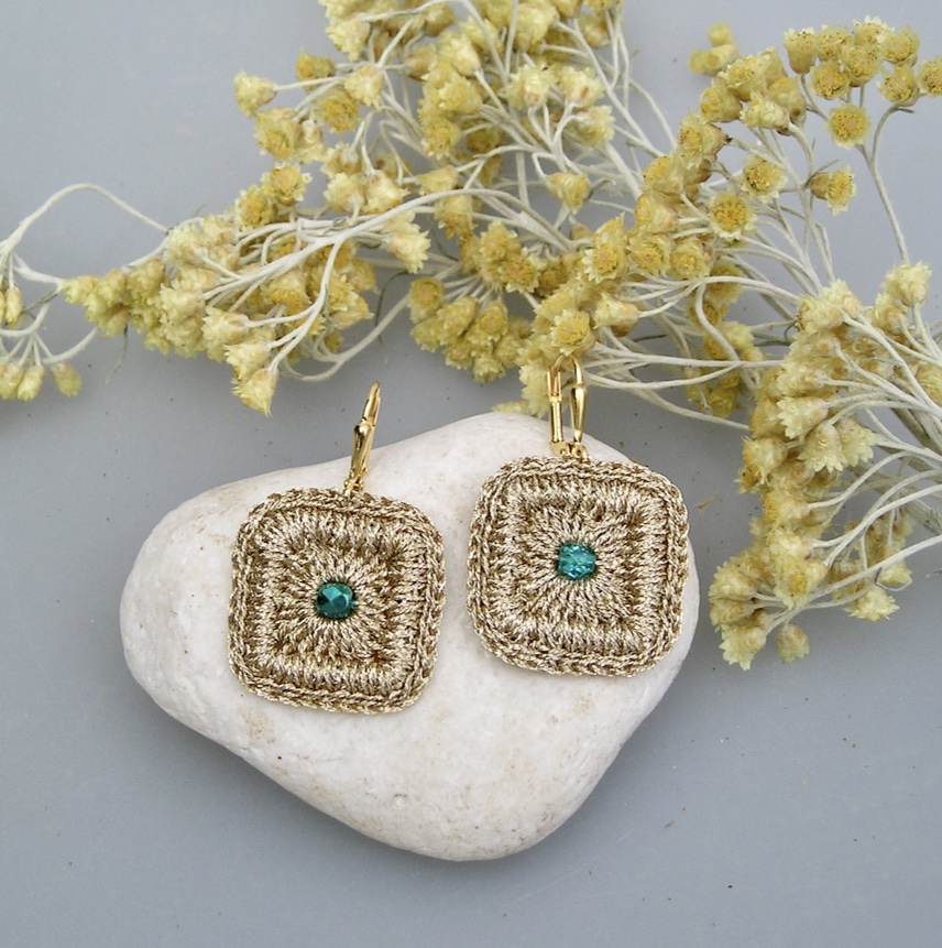 Boucles d'oreilles au crochet SQUARE doré