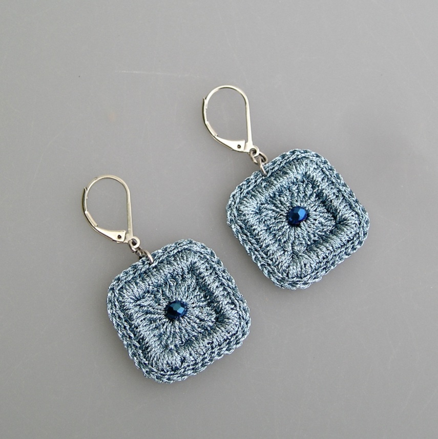 Boucles d'oreilles au crochet SQUARE bleues