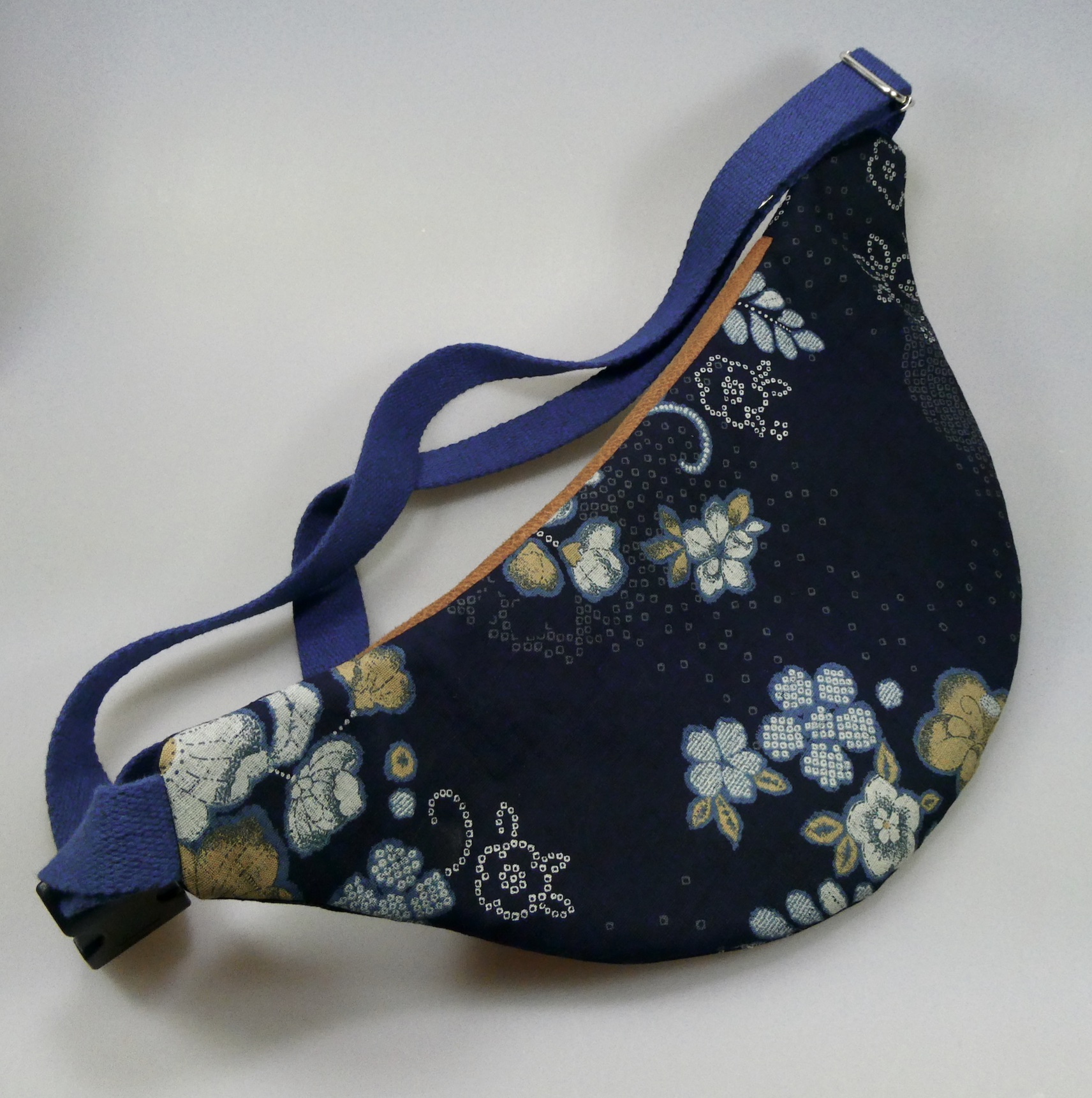 Sac tissus japonais motifs floraux