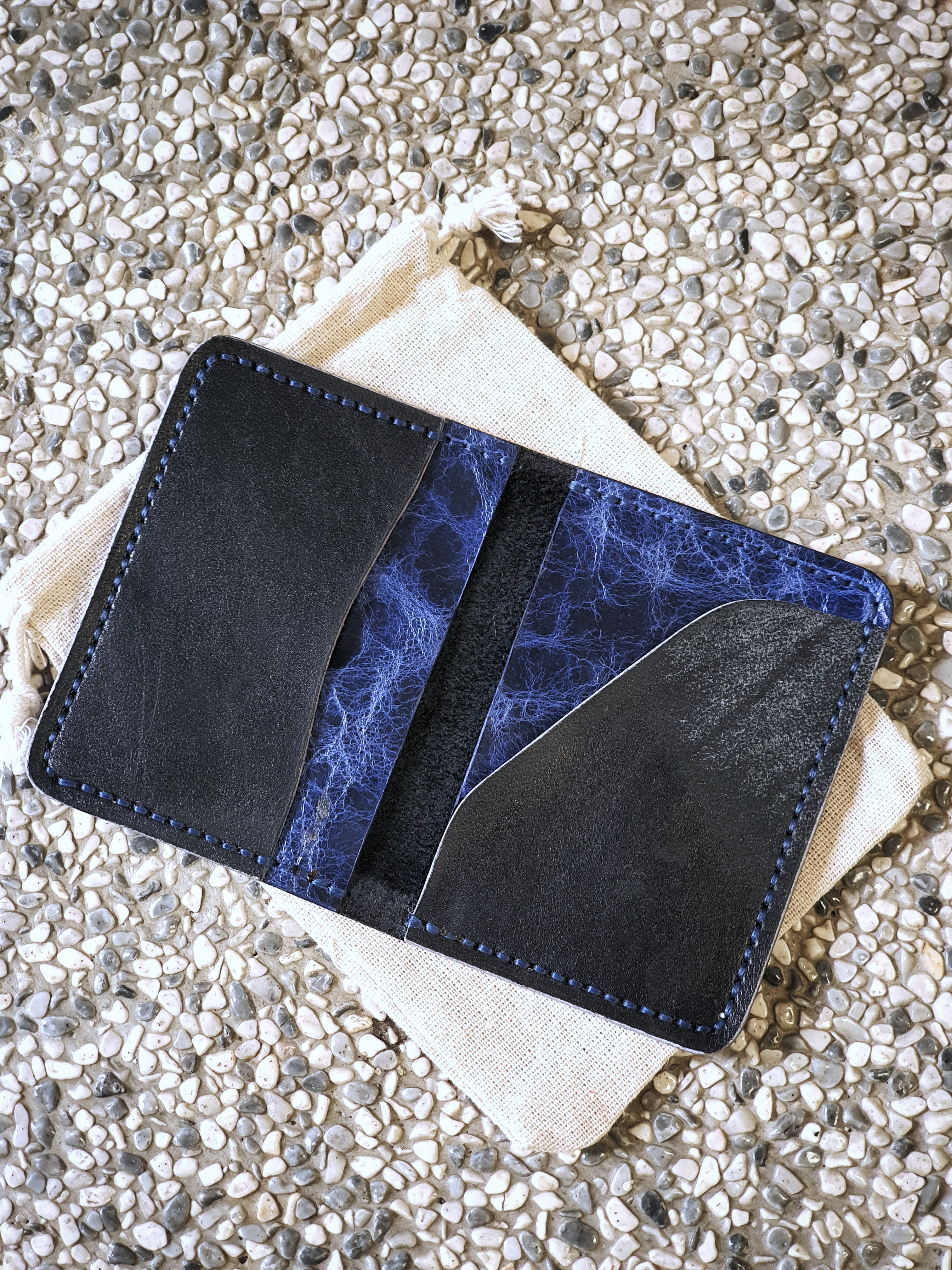 The Tawny a minimalist card and cash bifold wallet