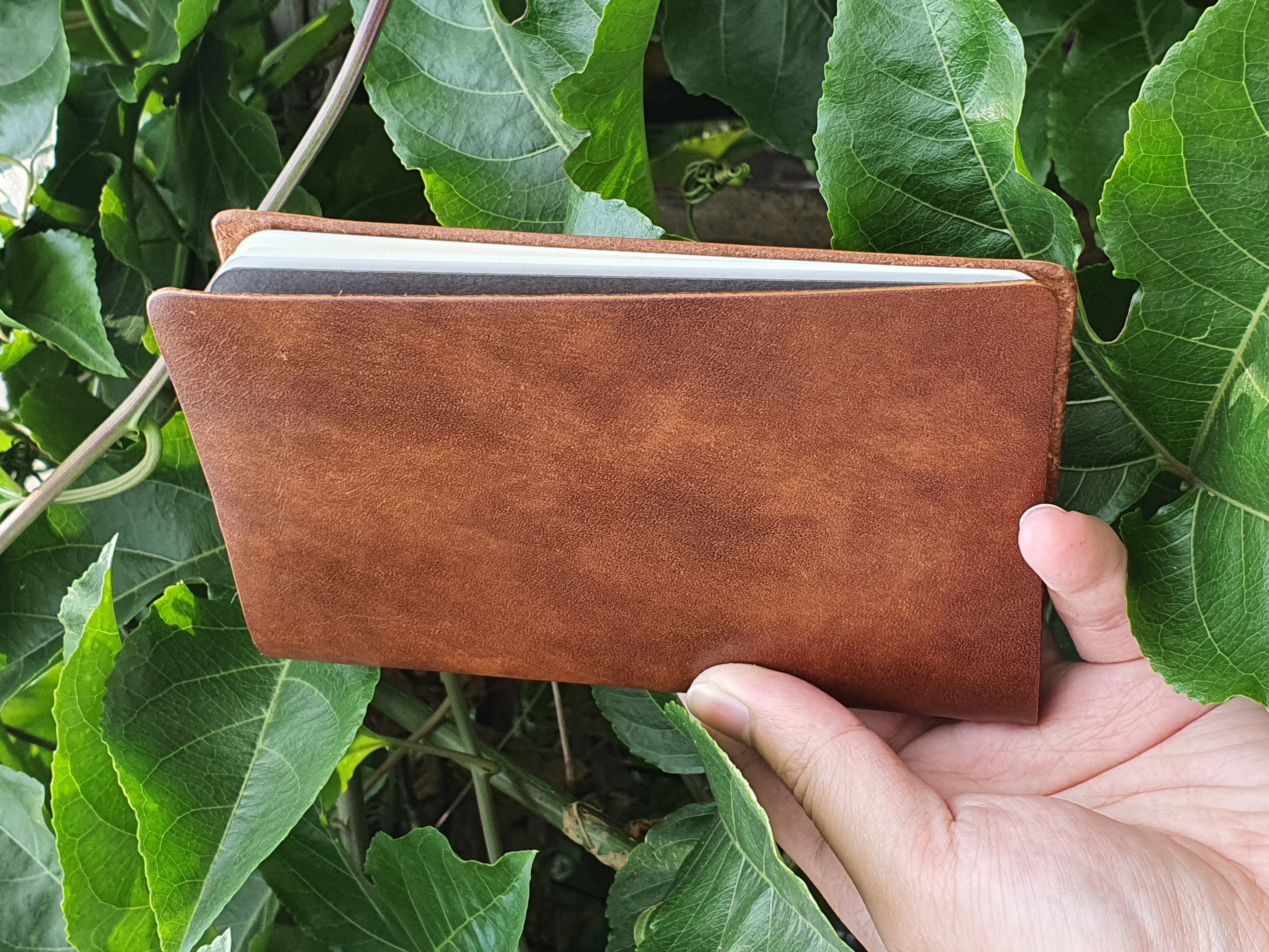 The laurel - An A6 notebook journal leather cover