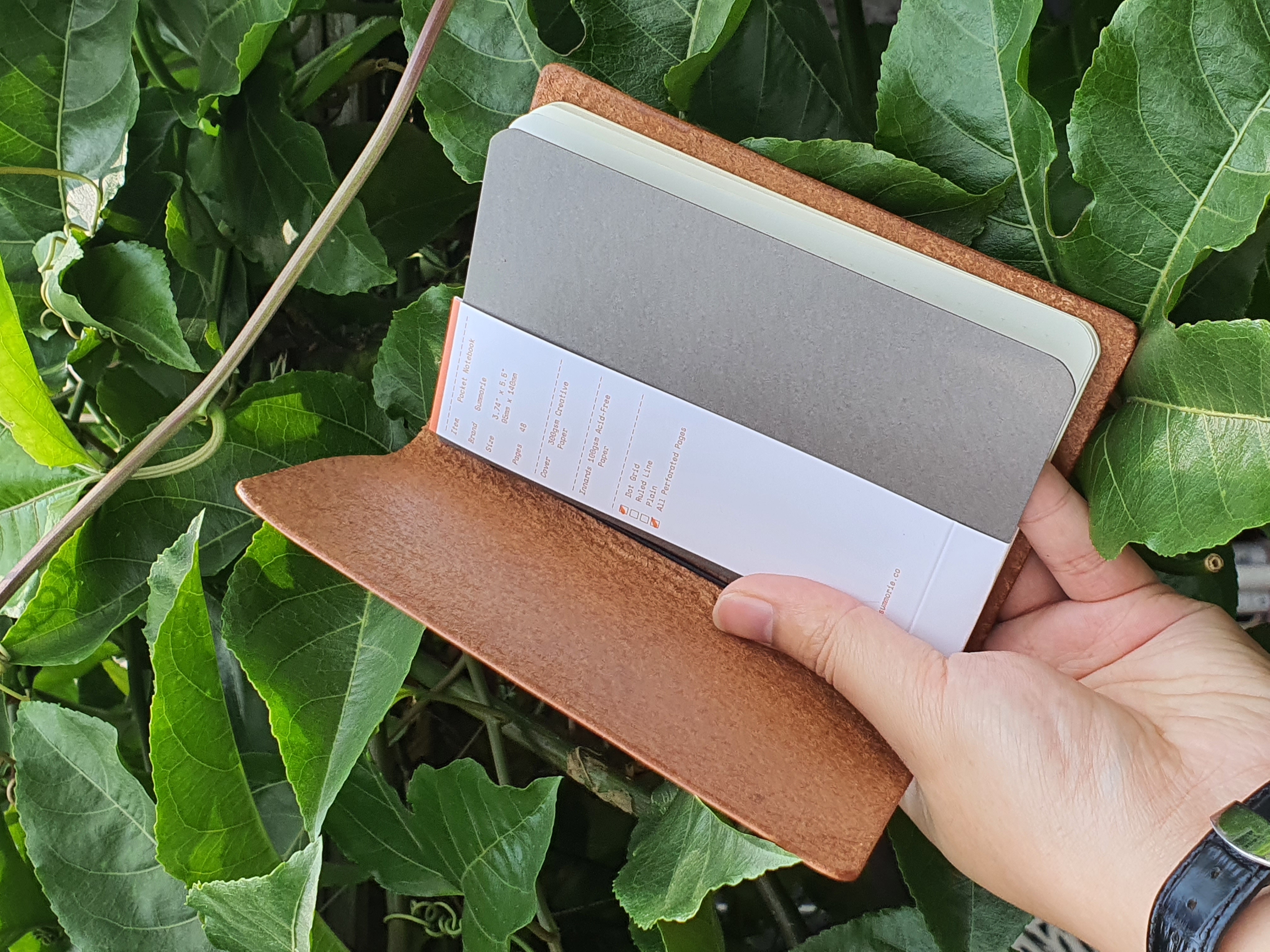 The laurel - An A6 notebook journal leather cover