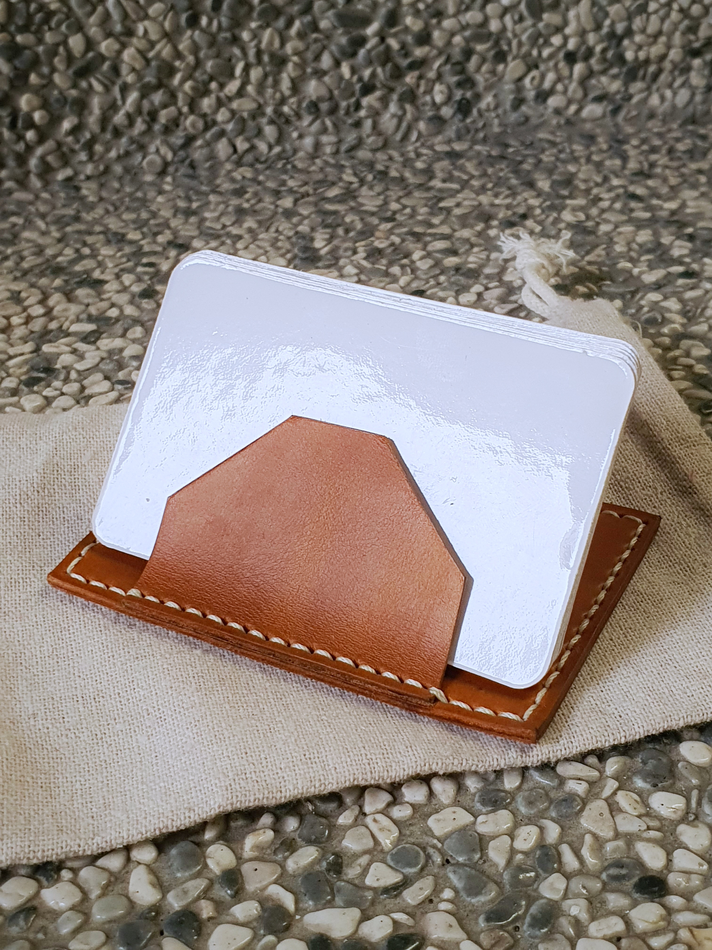 The zenith - a business card holder that packs flat