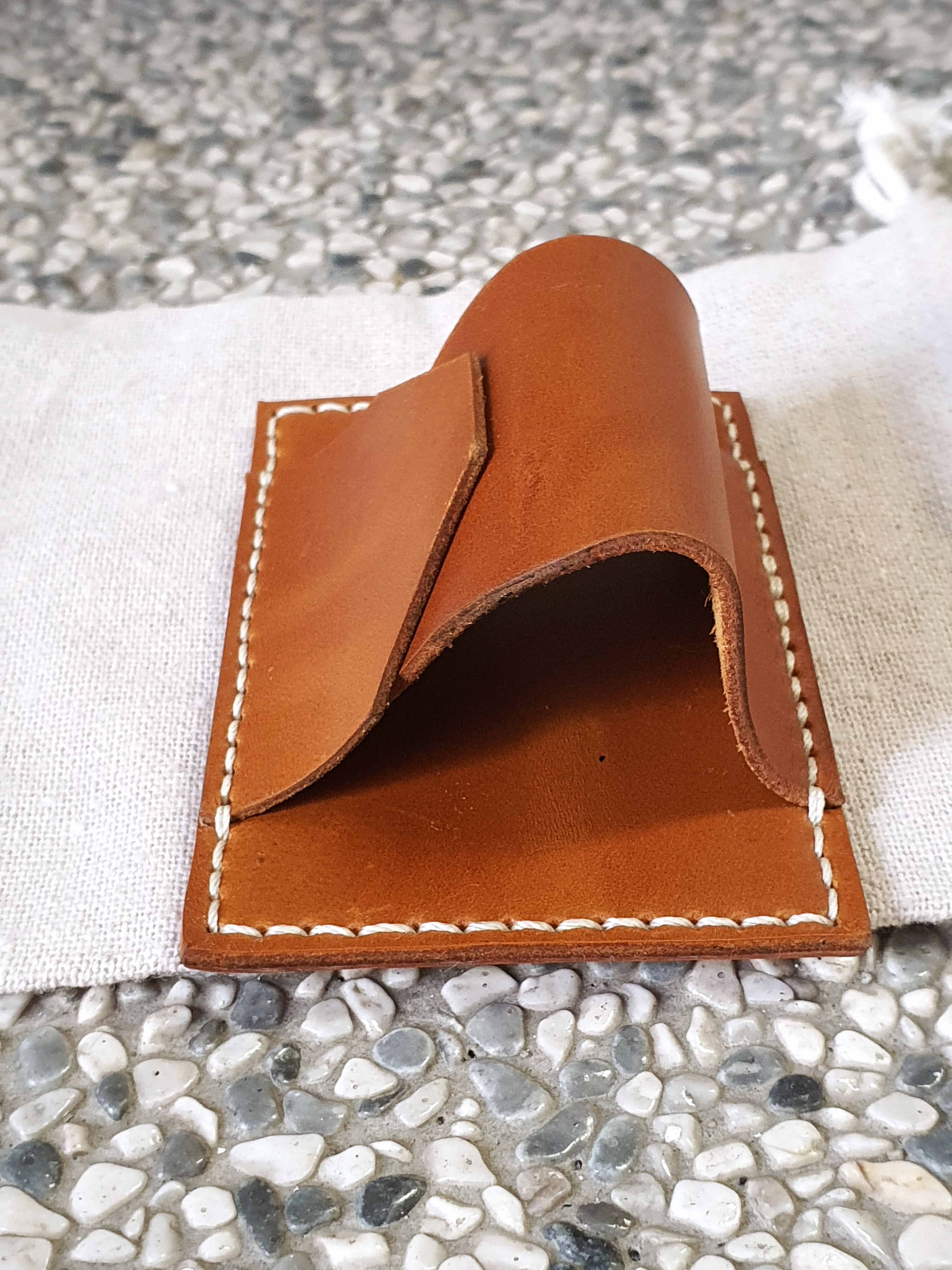 The zenith - a business card holder that packs flat