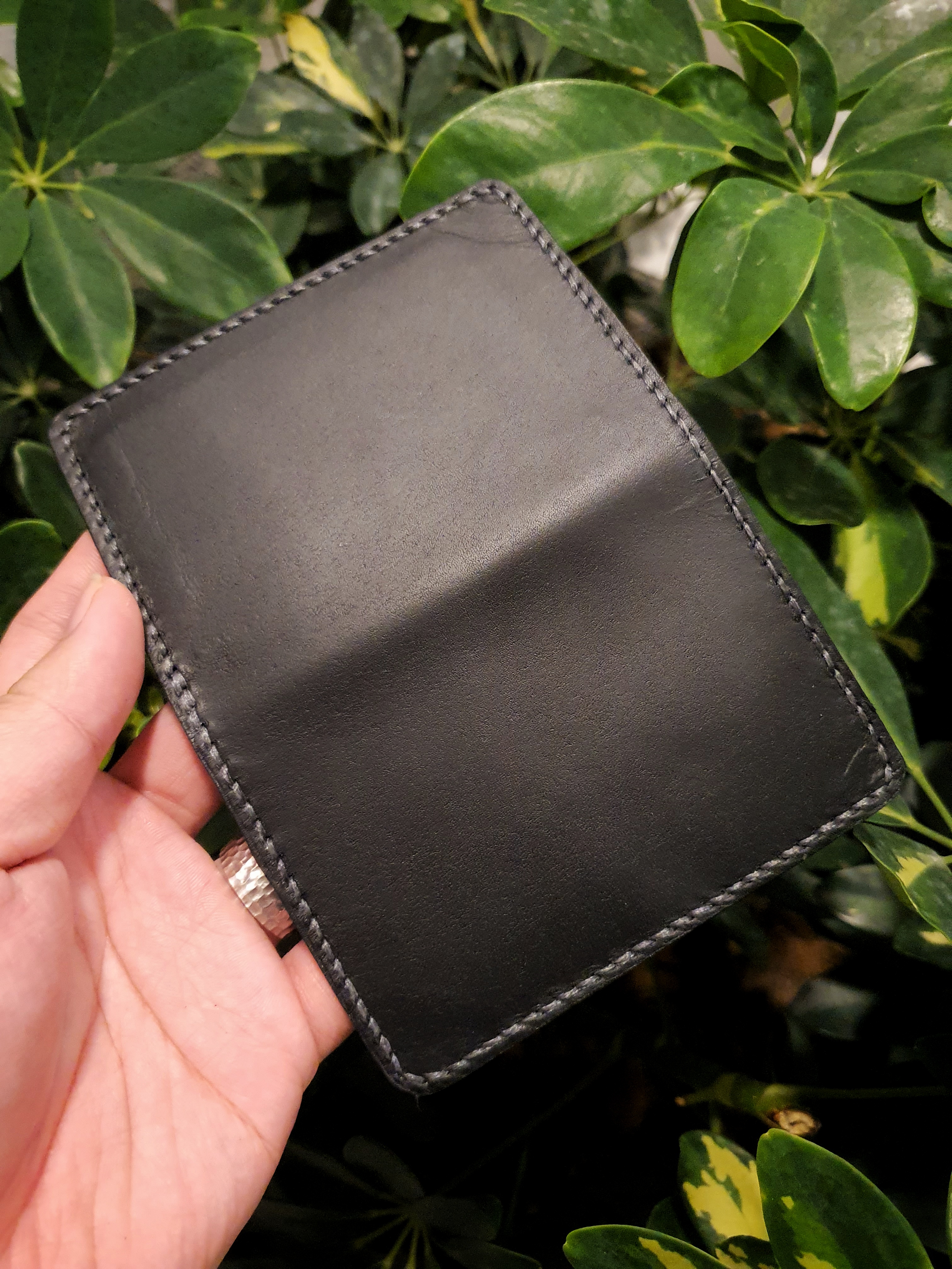 The cobble - full kangaroo leather minimalist card wallet