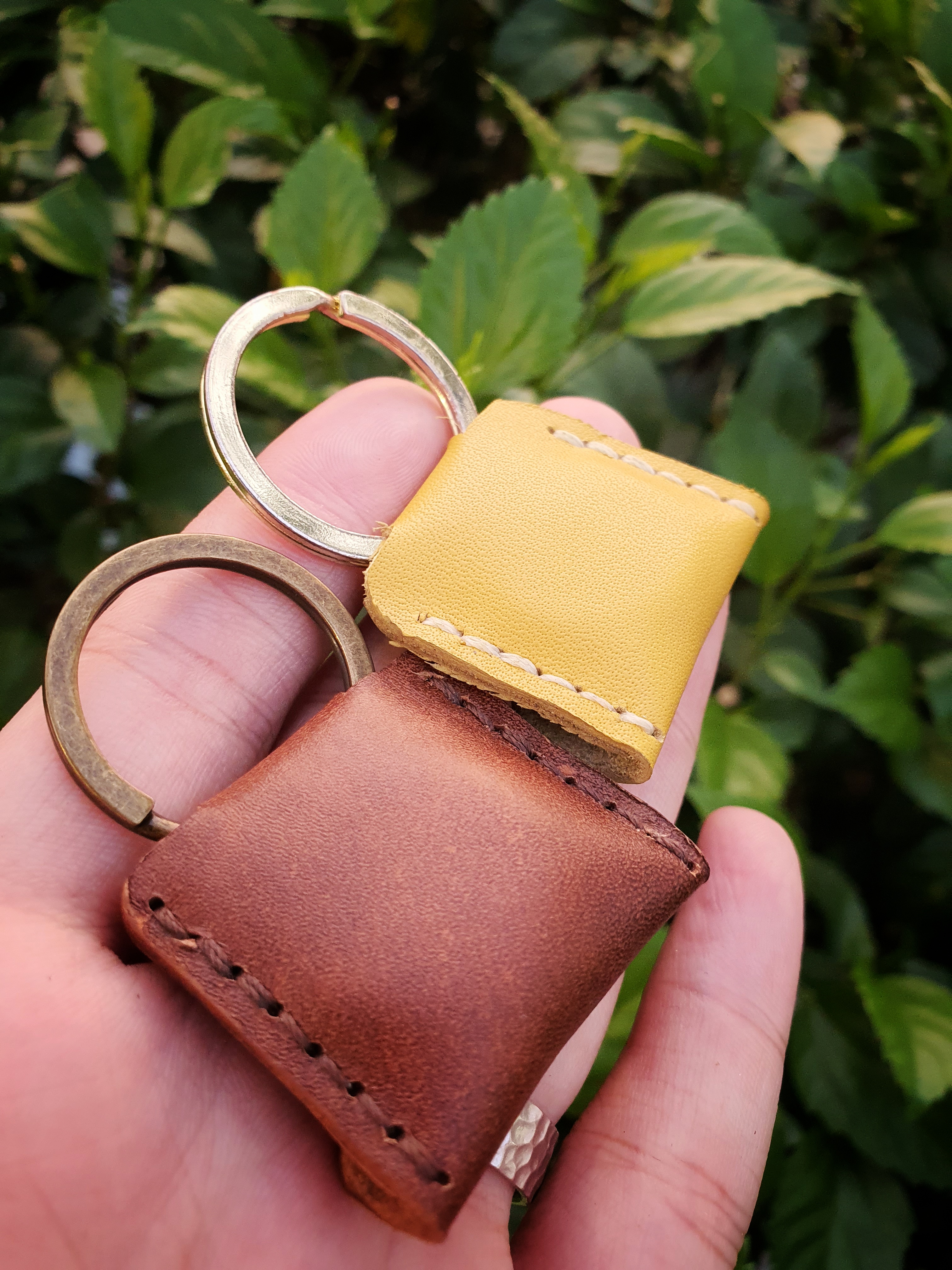 The opal - a small keychain pouch for trinkets