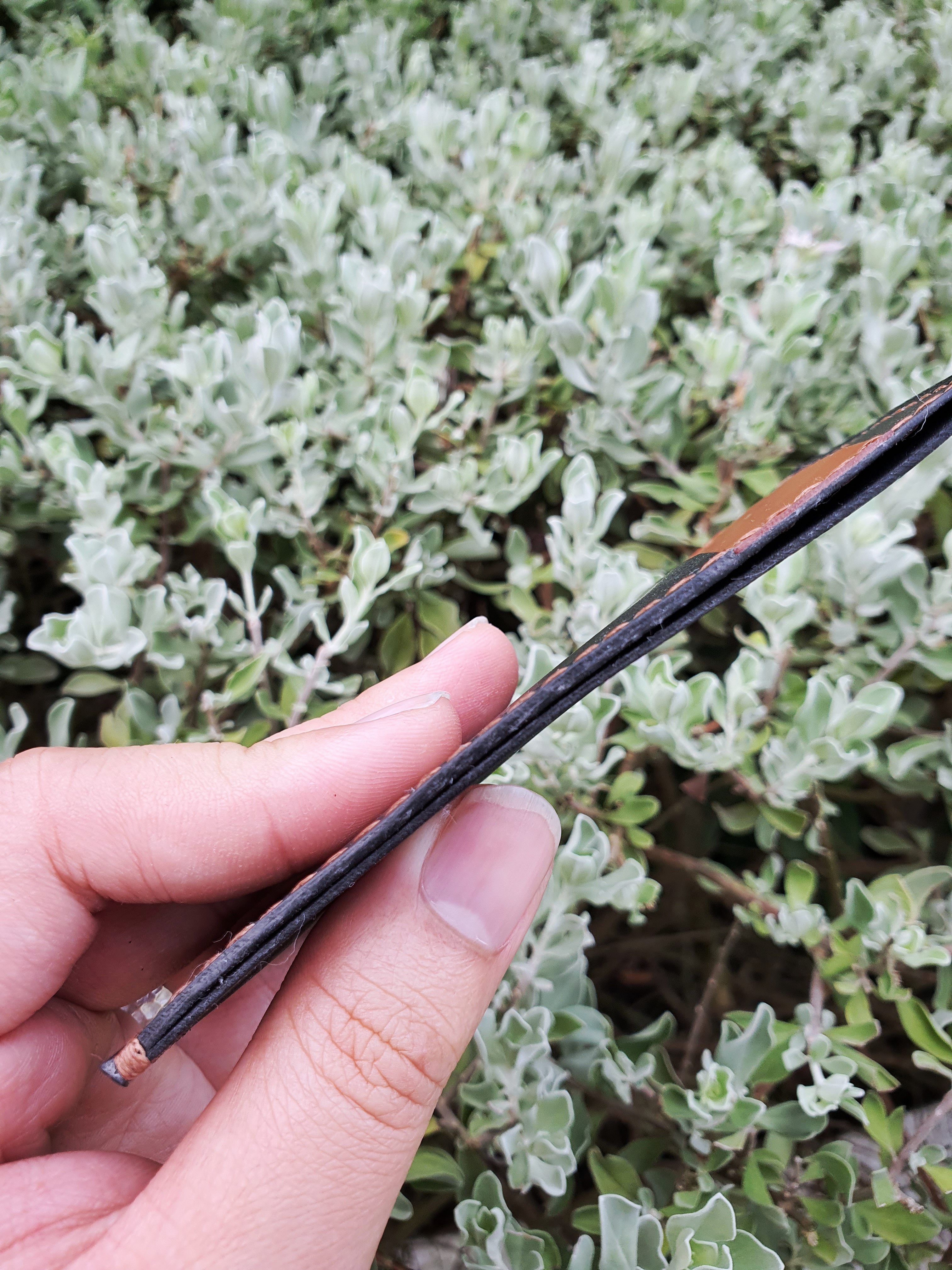 The Luna - a 3 slot card and cash carry wallet. Full kangaroo.