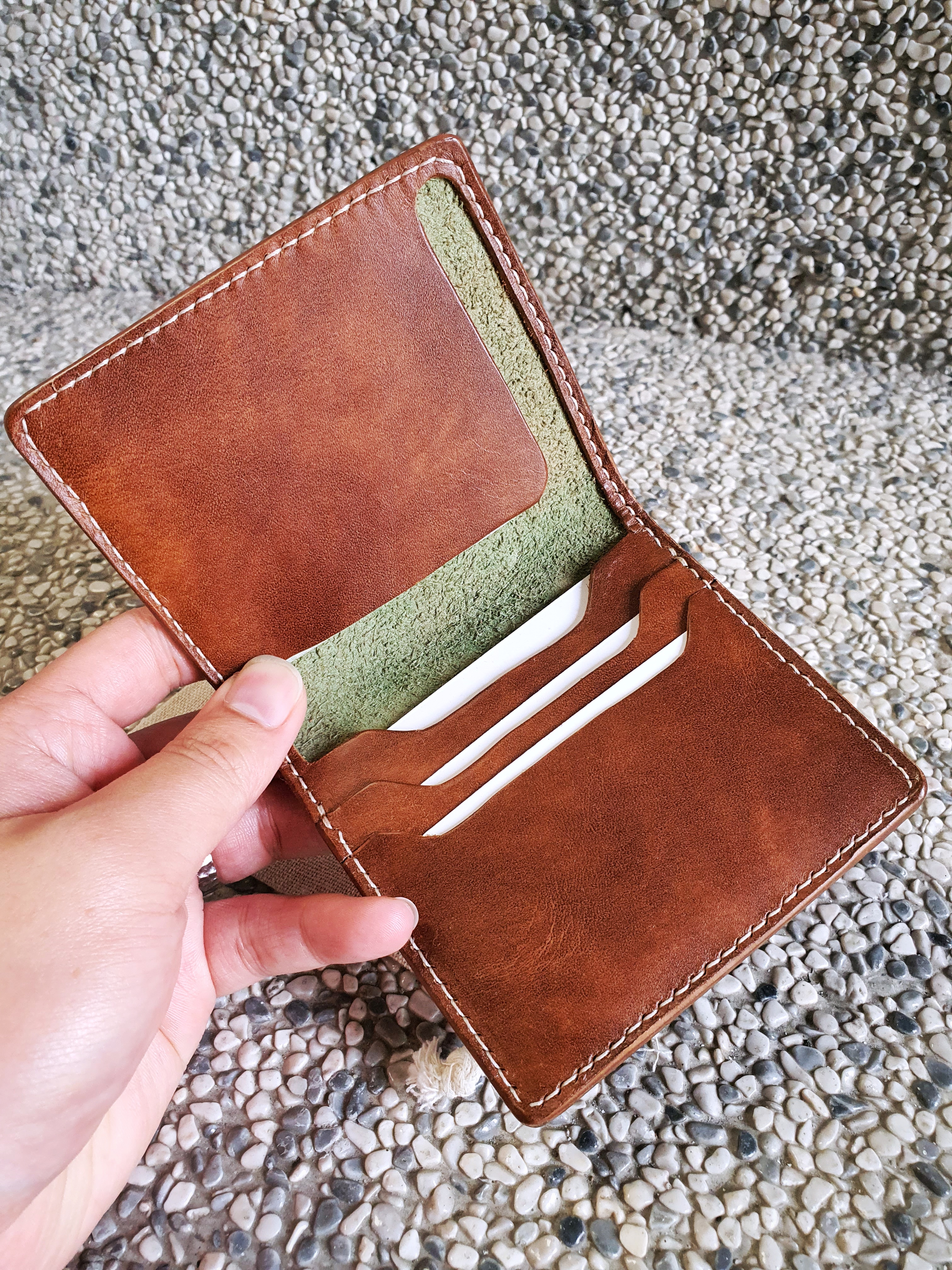 The Granite - A card and cash carry bifold