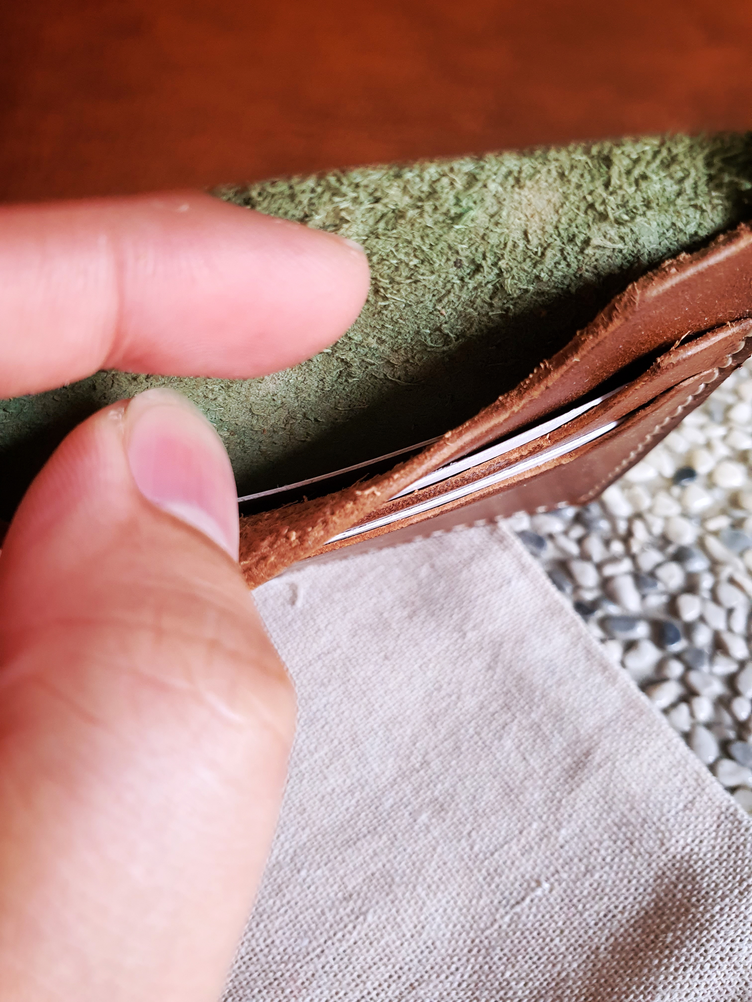 The Granite - A card and cash carry bifold