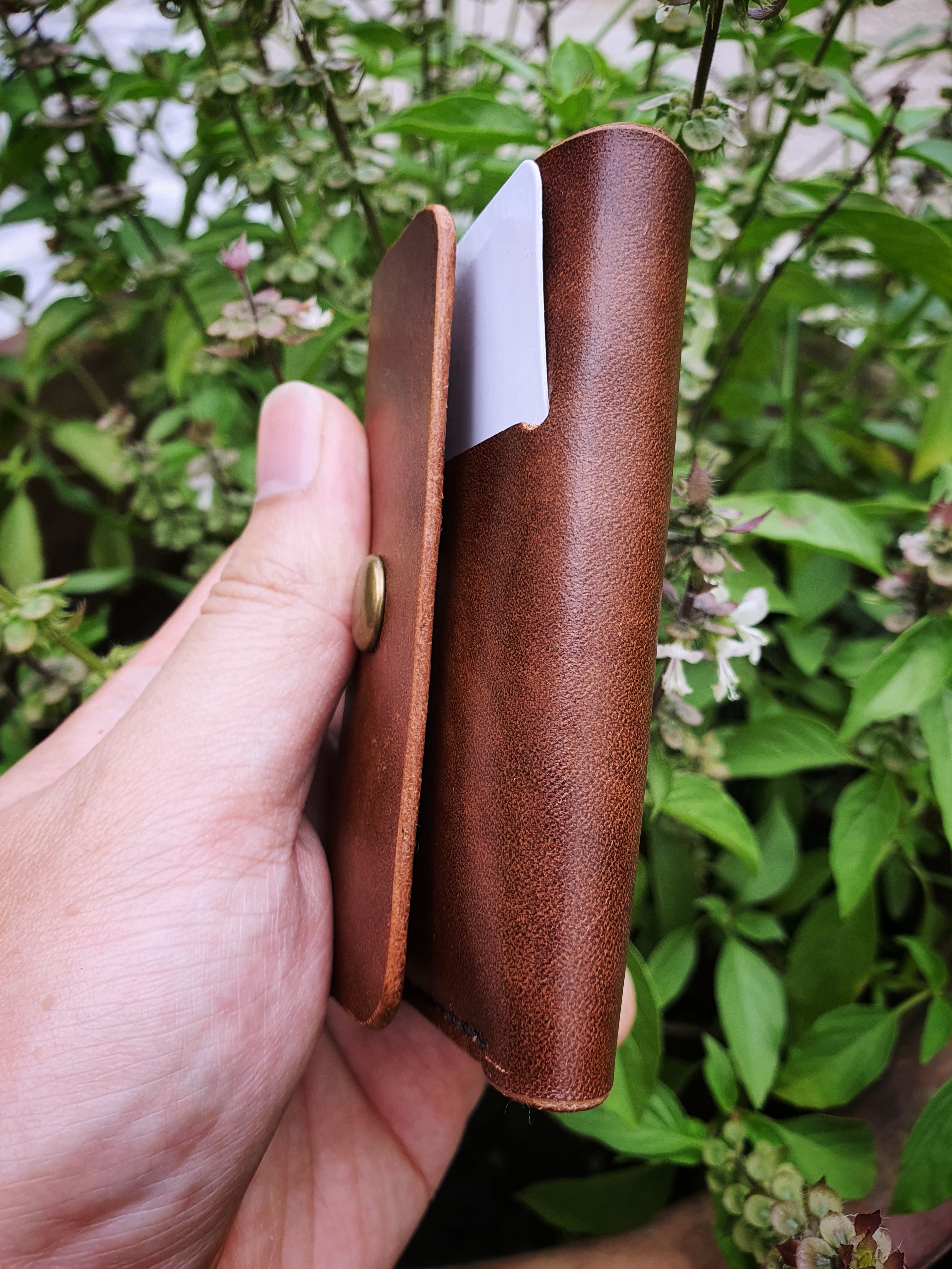 The Aurora - A cash wrap card wallet