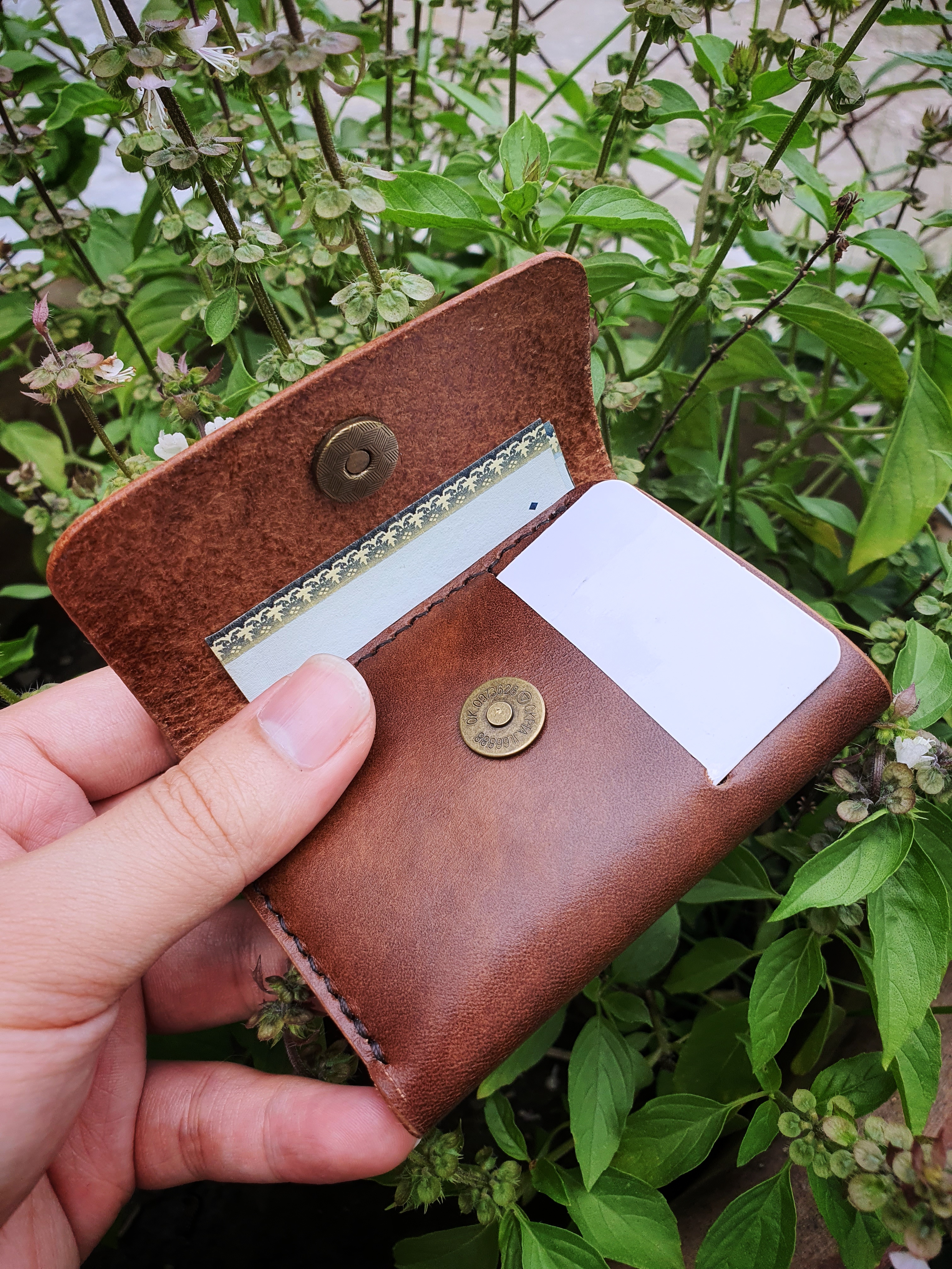 The Aurora - A cash wrap card wallet