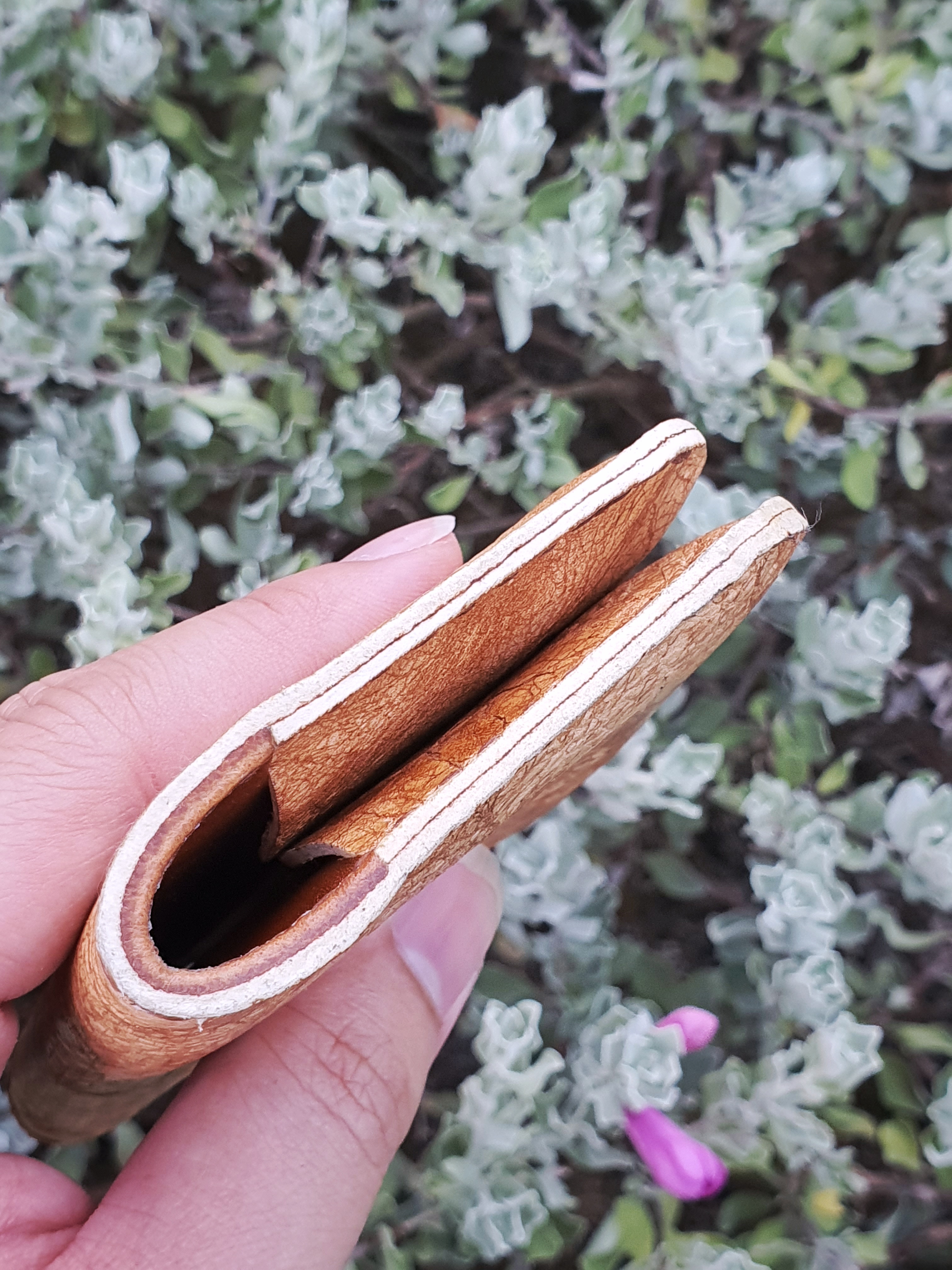 The haze - A 4 pocket bifold wallet