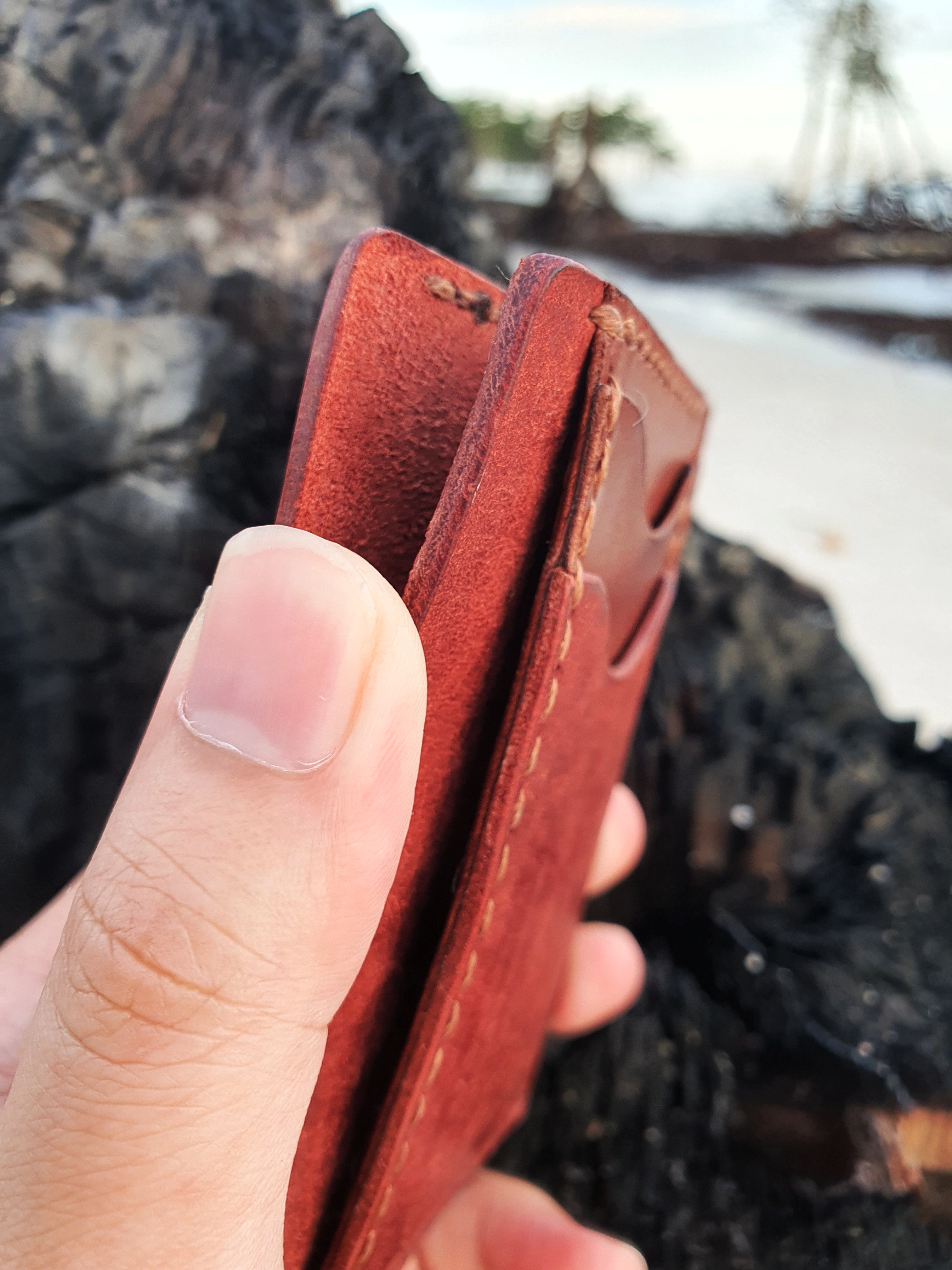 The Cacao - A maximized card sleeve wallet
