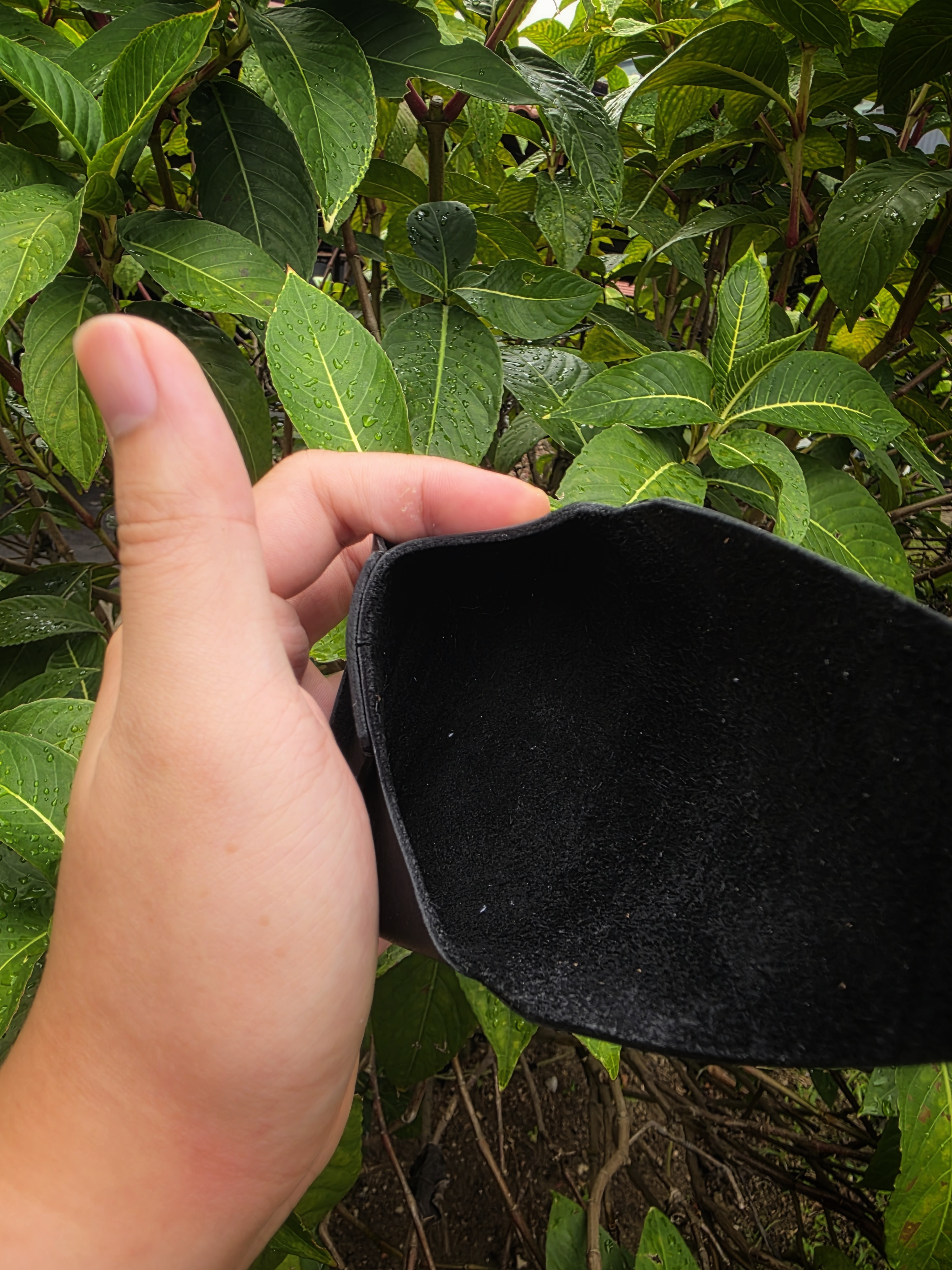 The Bali: A small tuck business card sleeve or leather card sleeve