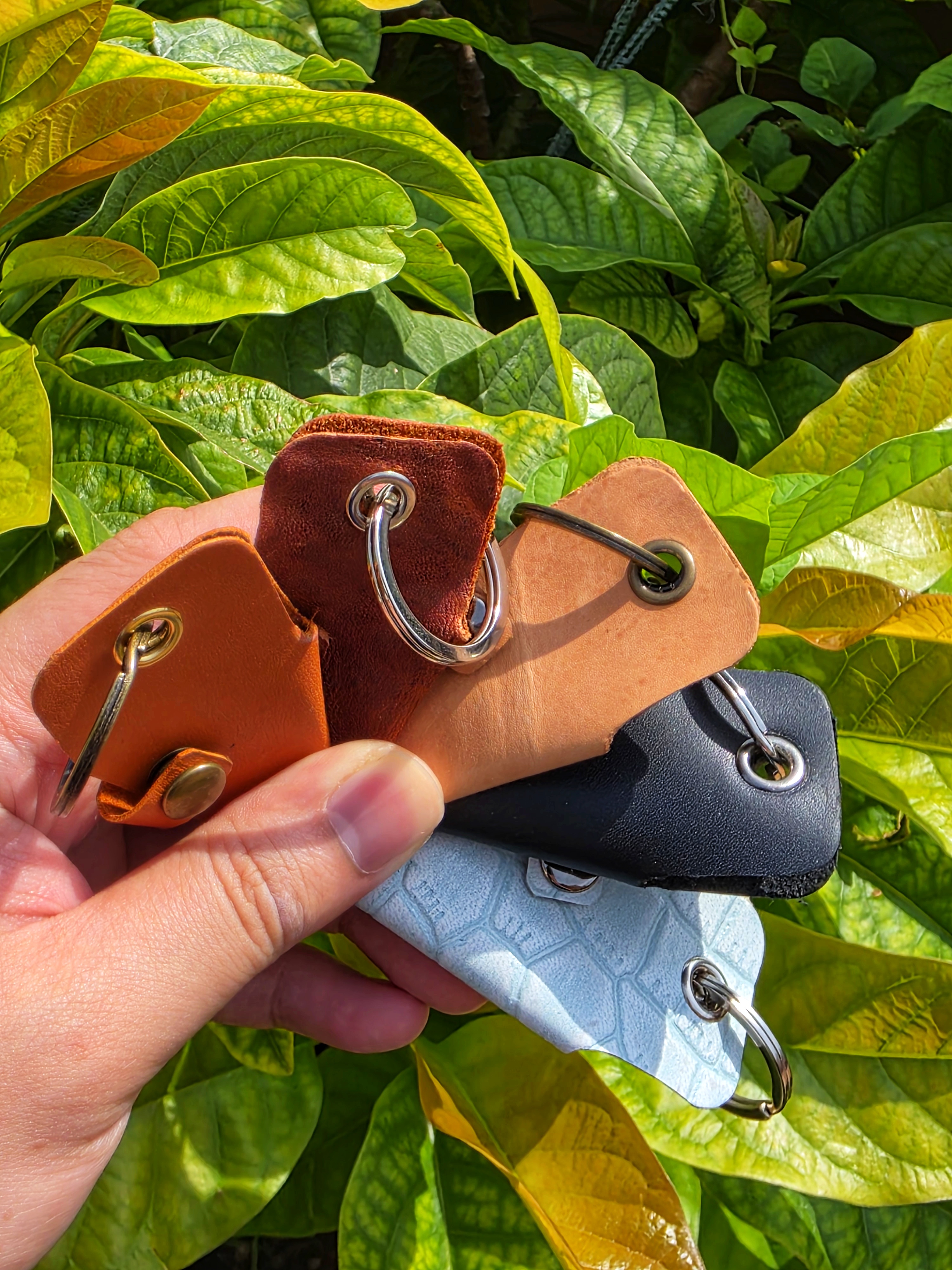 The Zion: A minimal leather key sleeve in