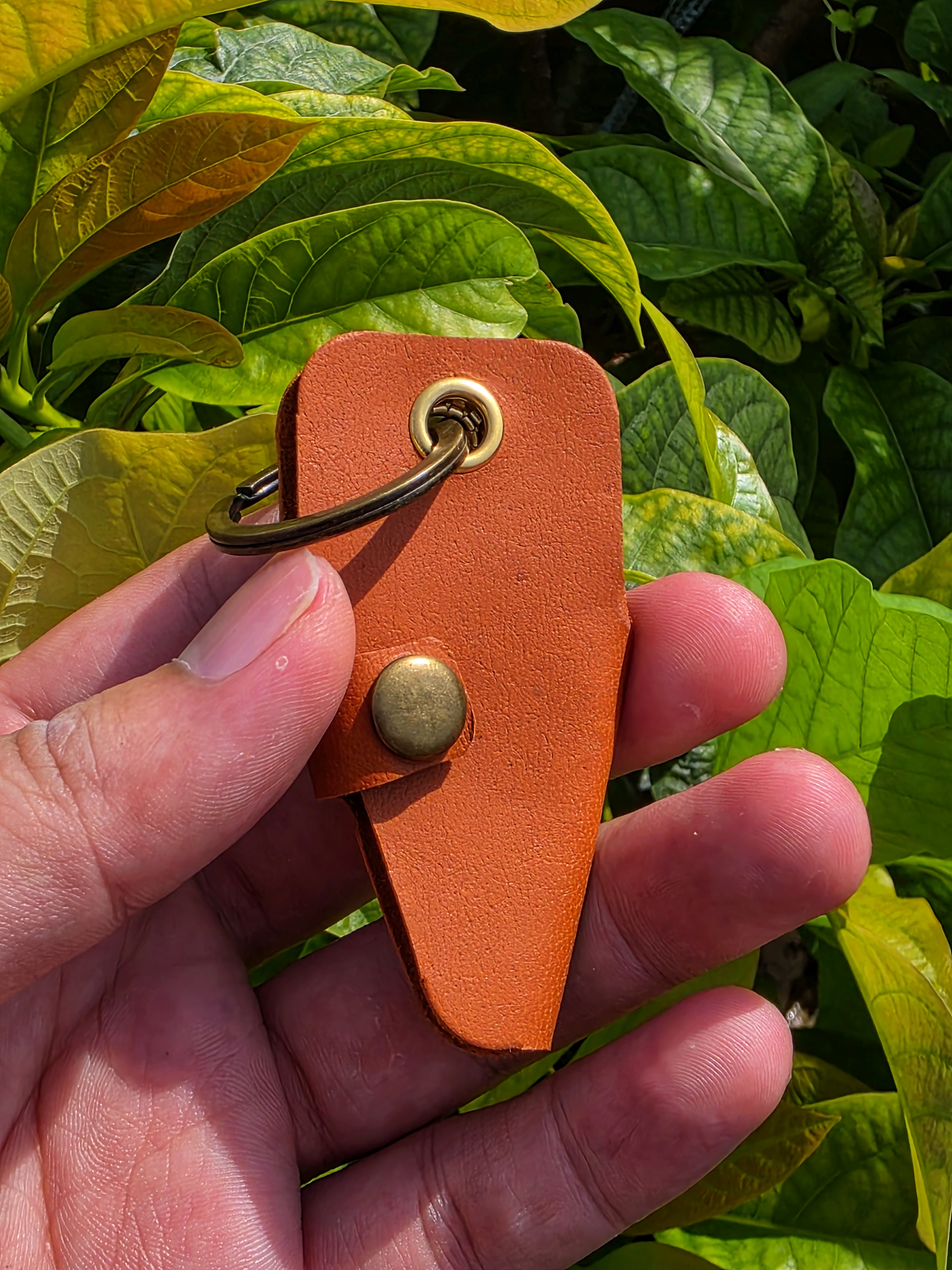 The Zion: A minimal leather key sleeve in