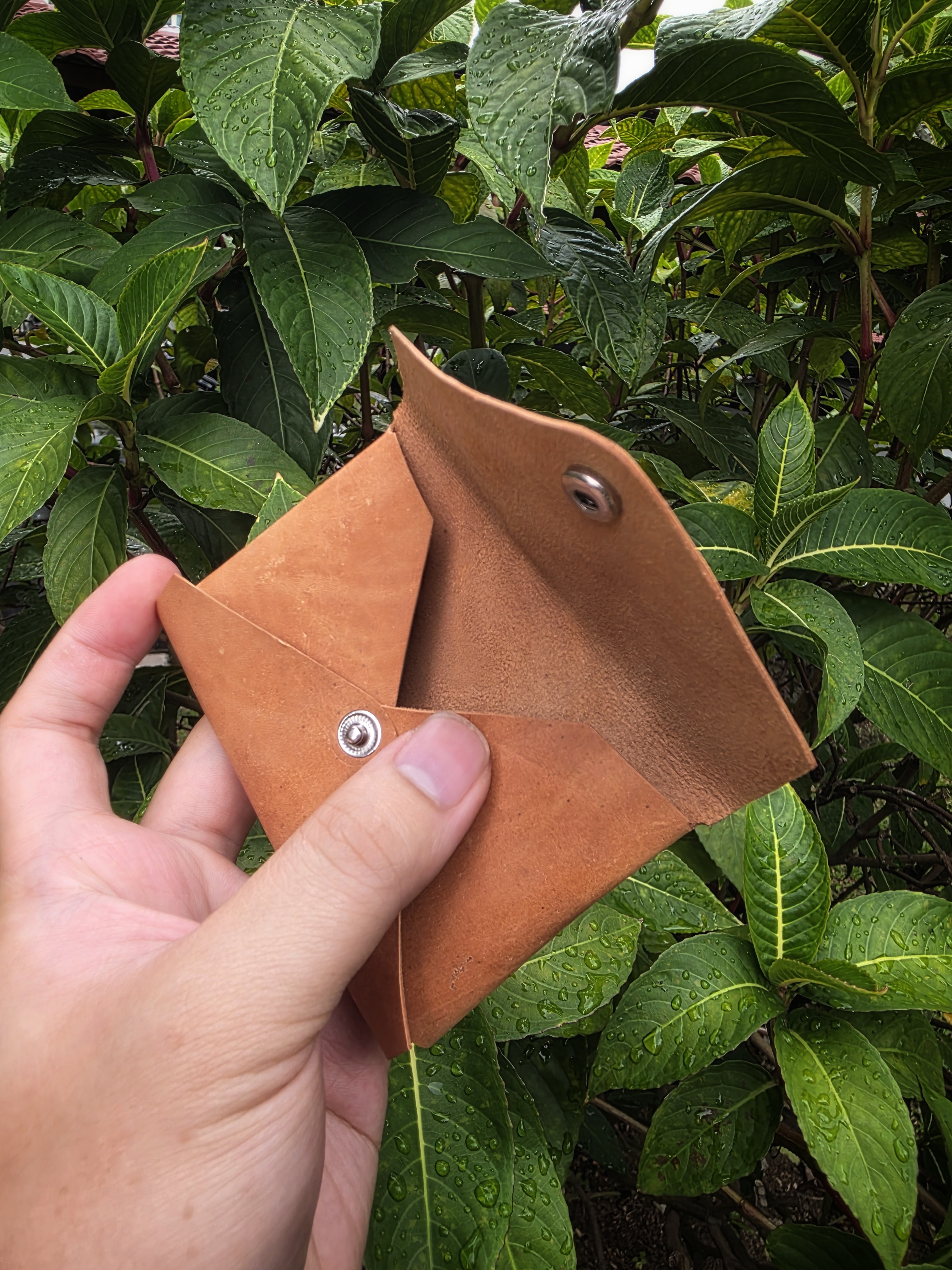 The Obsidian - a leather card holder in natural calf
