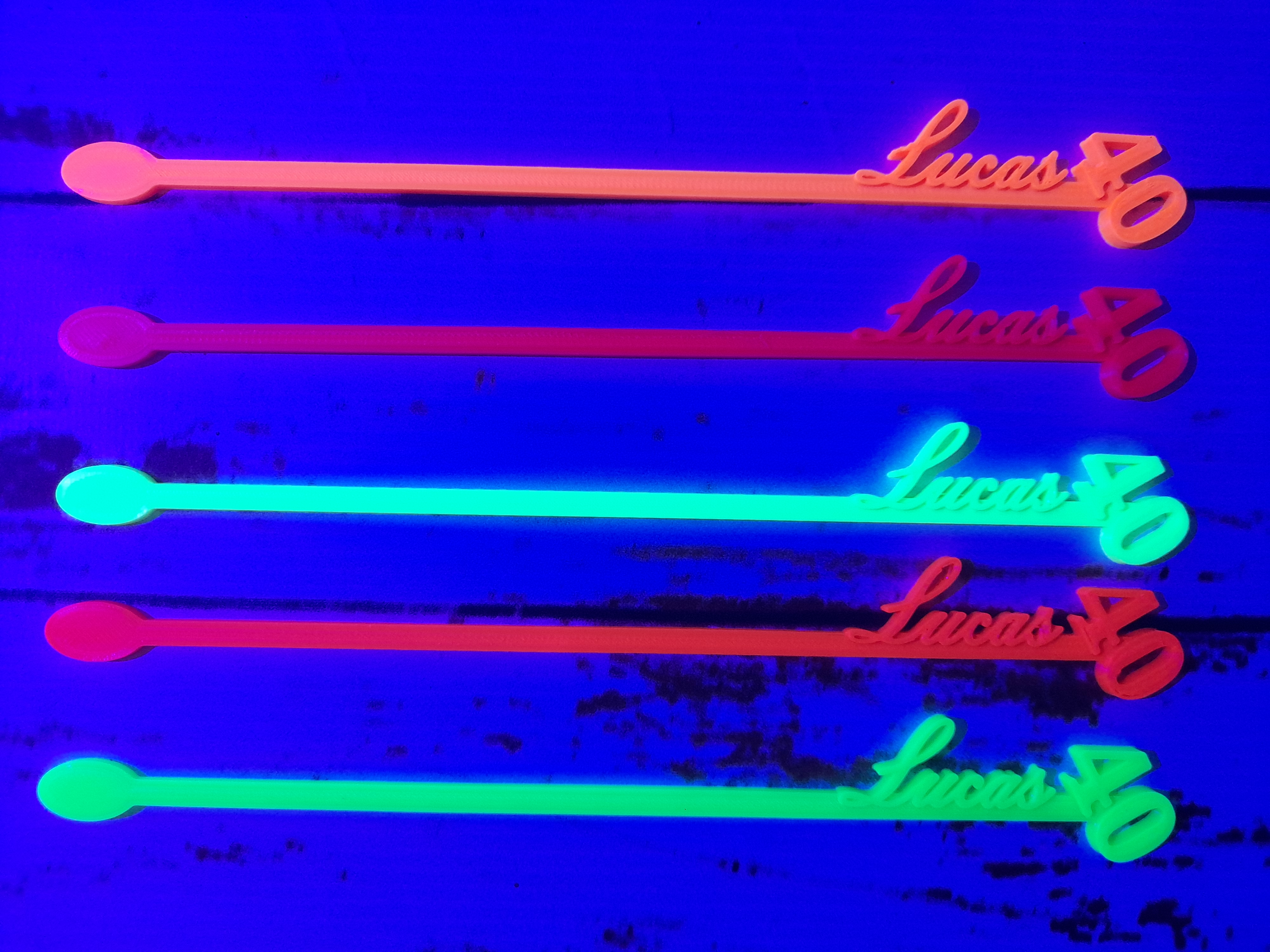 Revolvedores Personalizados x 50 Unidades Color Fluos